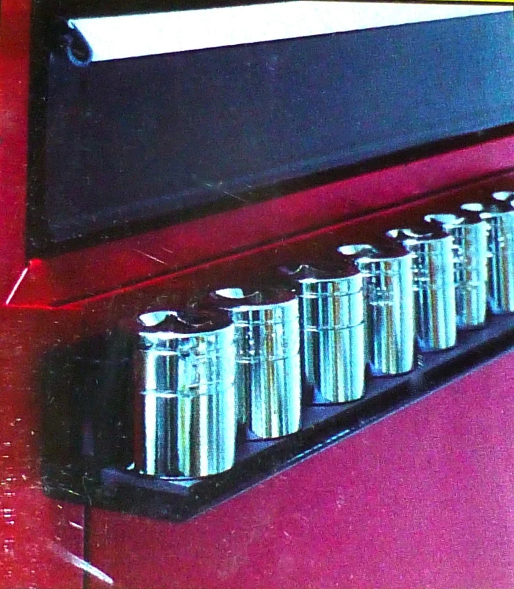 Toolstorage Stylish - 3/8 - Traditional Style Model 4D9101