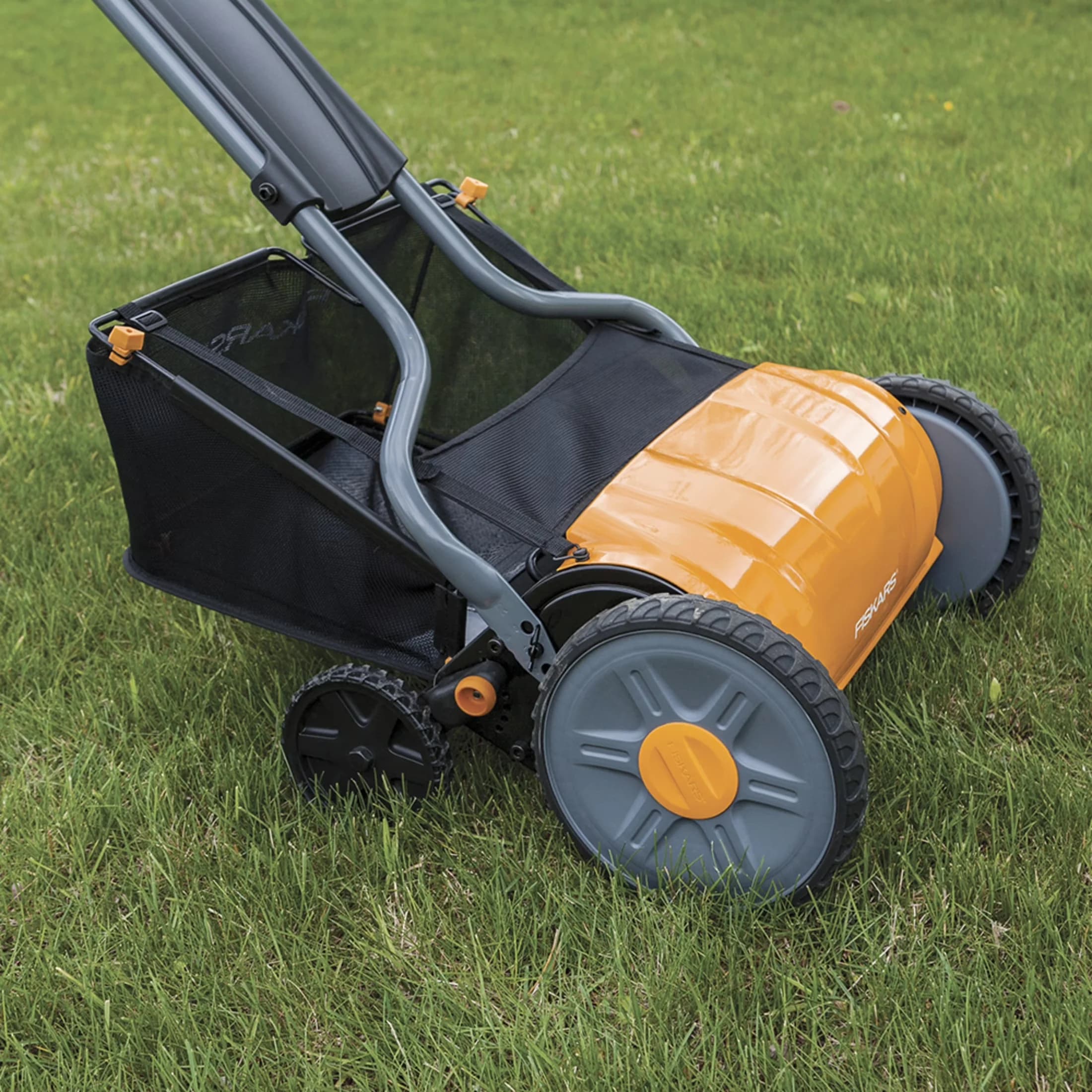 Professional Push Mower with Comfort Grip, Limited two-year warranty - 17 Inch Model EA6D0C