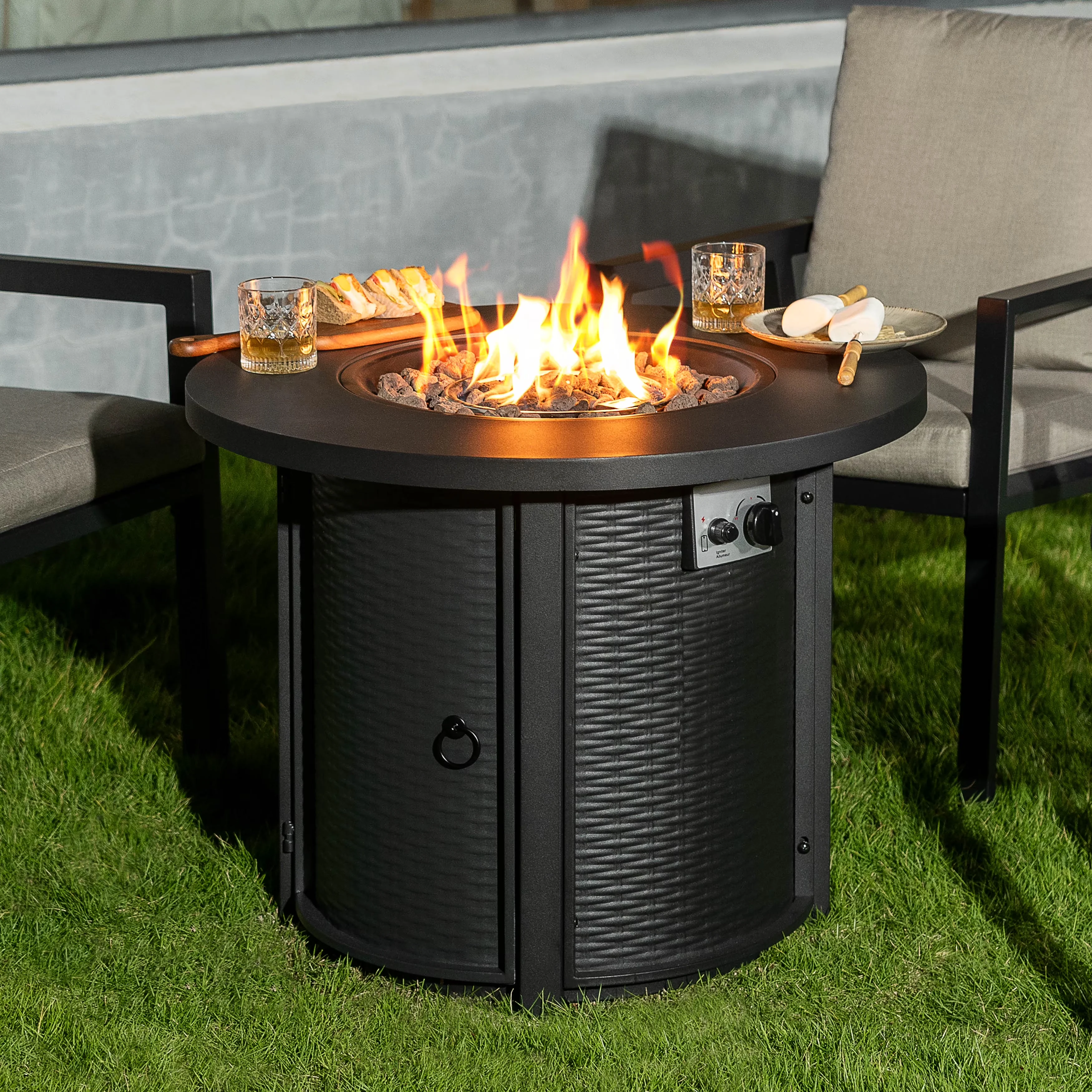 Compact Outdoor Heating with Weatherproof, Rattan Embossed Pattern - Iron&Ceramic Black Model 94E9C1