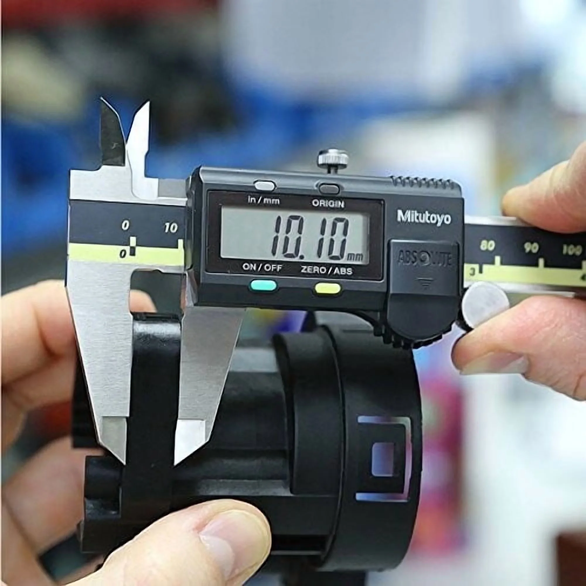 Versatile Measuring Layout with Battery, Accurate Measurement - Stainless Steel Model A105DD