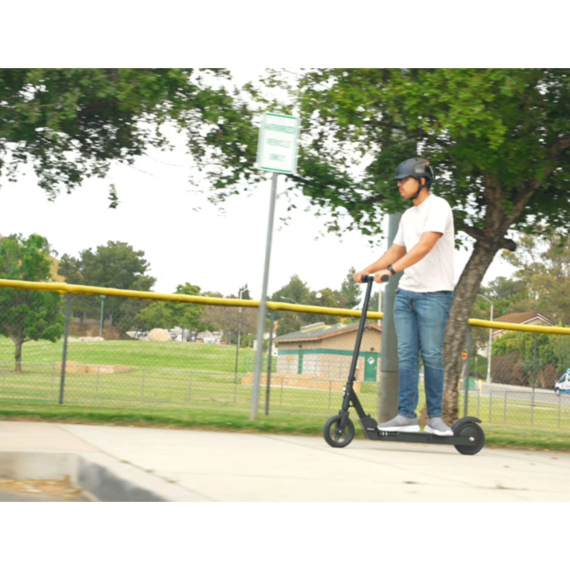 Durable Scooter with 300W, Portable, Icon Shadow Electric - Black Aluminum Model B9CBE2