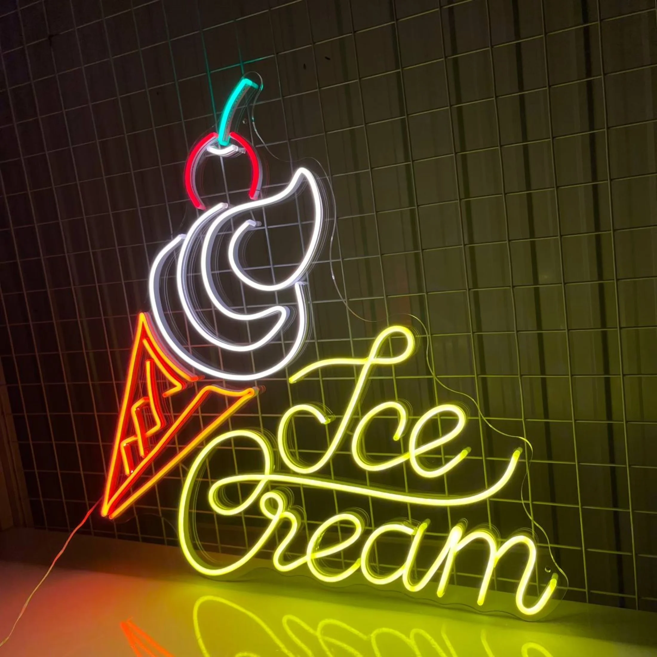 Classic Novelty Light with LED, Ice Cream Neon Sign, Ice Cream Wall Art Decor - Navy Model 79B7F3