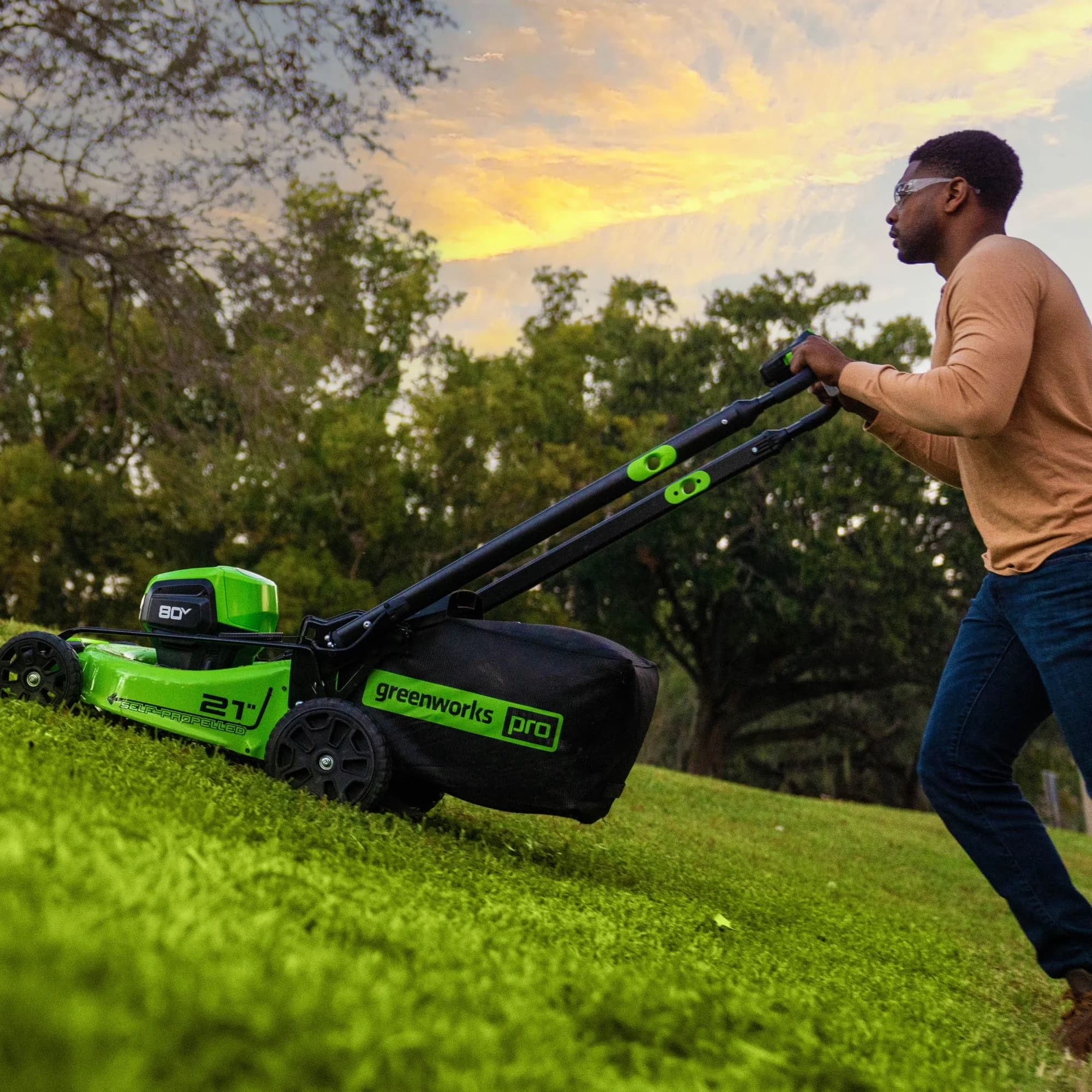 Sleek Push Mower with Battery, 80V - Green for Home and Office Model 458F9E