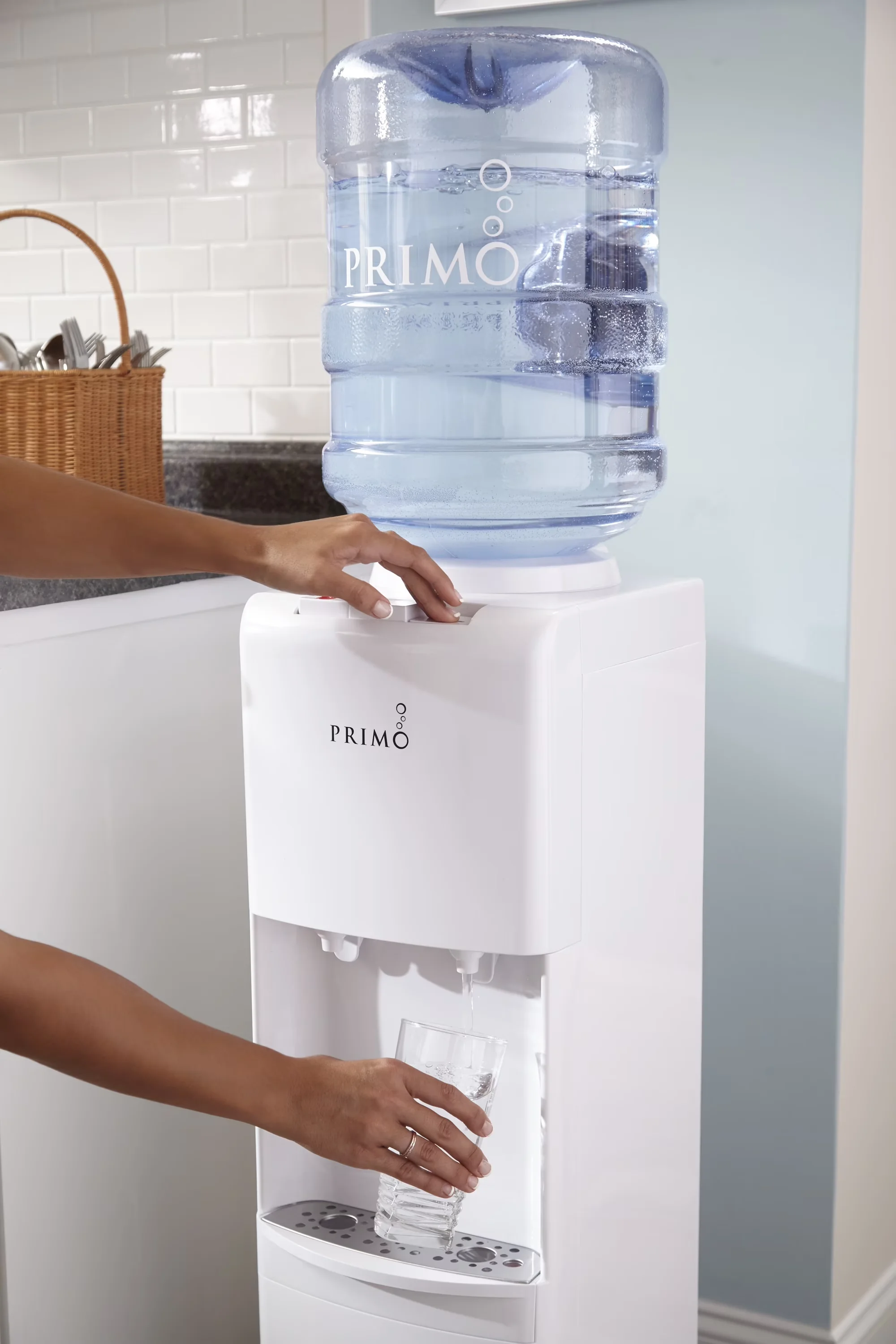 Modern Water Filtration with Hot/Cold Temperature, No filters to maintain - Plastic White Model E31E4C