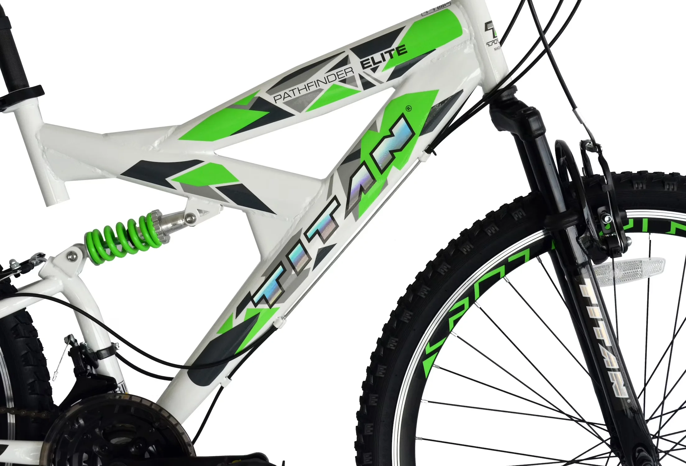 Mountain Bike Essential with Adjustable Seat, Unisex, 18-Inch Frame - White Model FA01F2