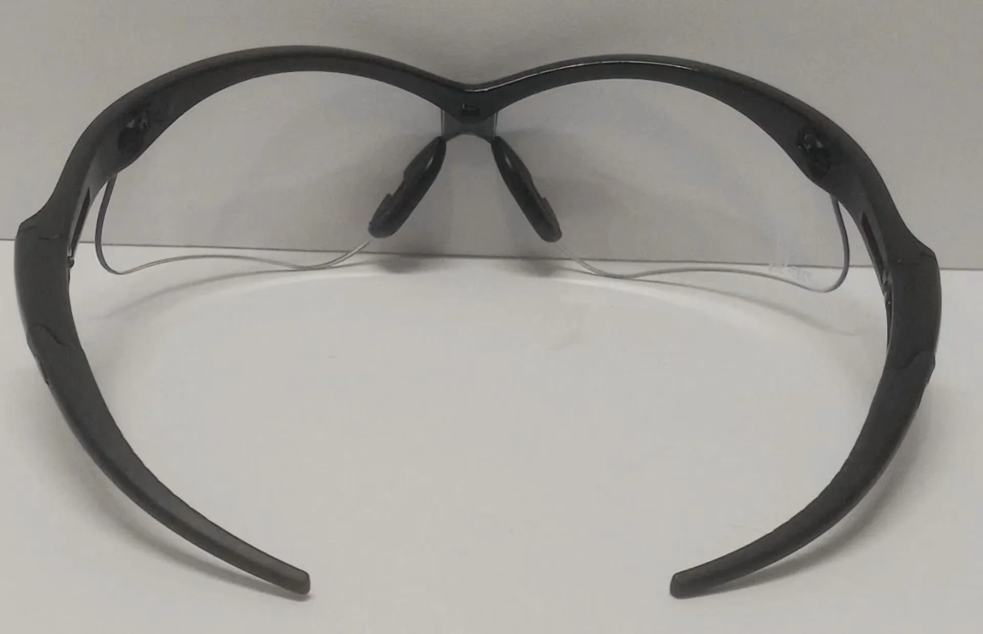 Protective Equipment Professional with Easy to use and practical for everyone. - Clear Model 83848C