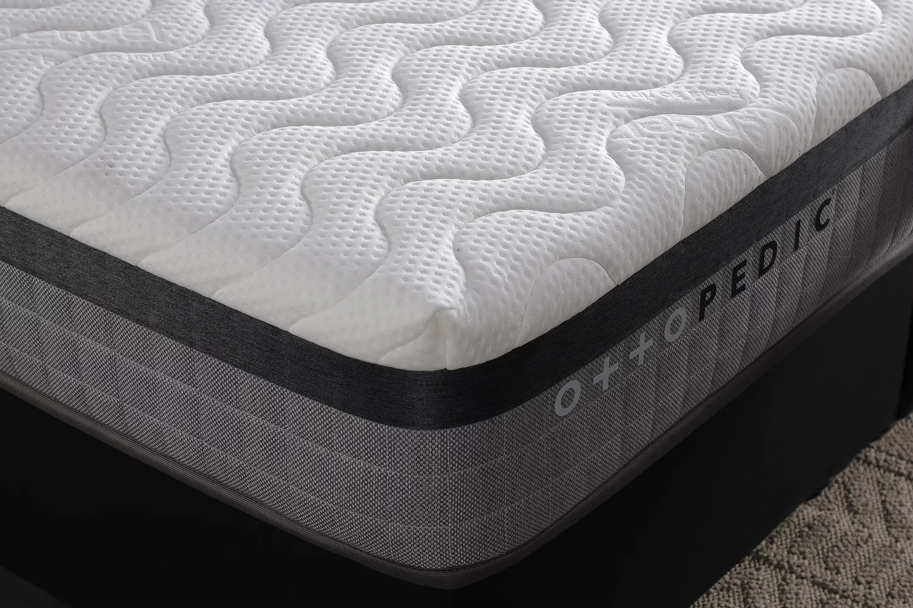 Modern Mattresses Accessory with Mattress-In-A-Box, Breathable Construction, Stain Resistant - Foam Model D8E1A1