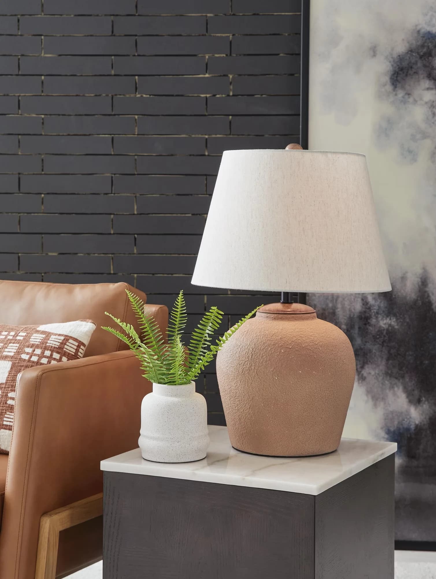 Premium Table Lamp with Incandescent, Heavily textured rust-colored finish - Metal Orange Model 103DC8