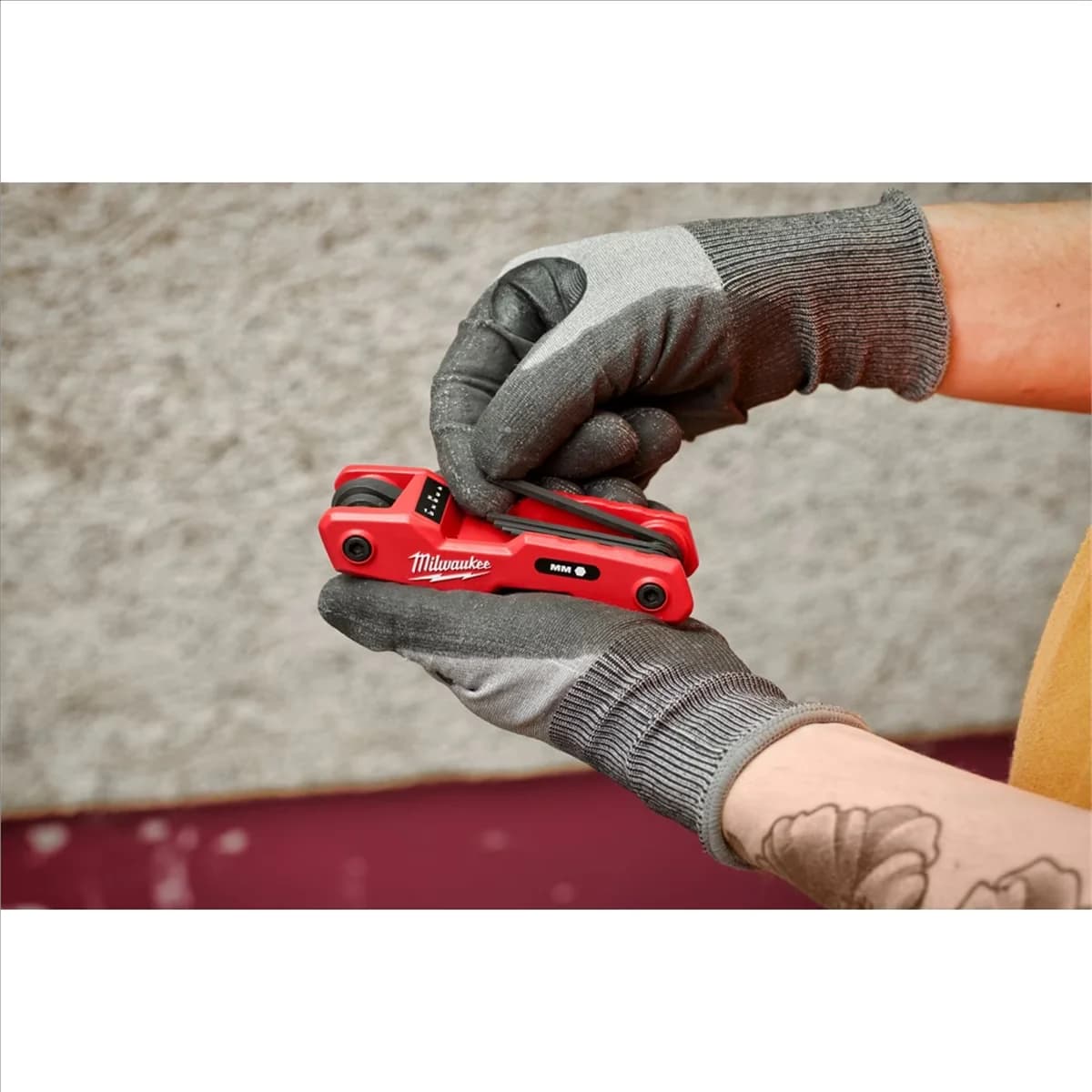 Quality Hand Tool with Full metal body for added durability, 8-Key Folding Hex Key Set, Metric - Black Model C79E0E
