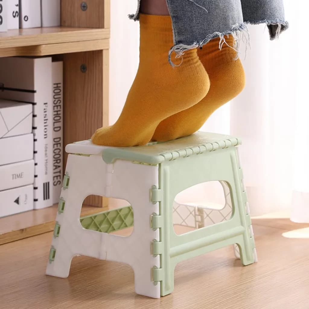 Reliable Ladders And Step Stool with Foldable, Easy To Carry Colorful Beautiful - Green Pp Model 599084