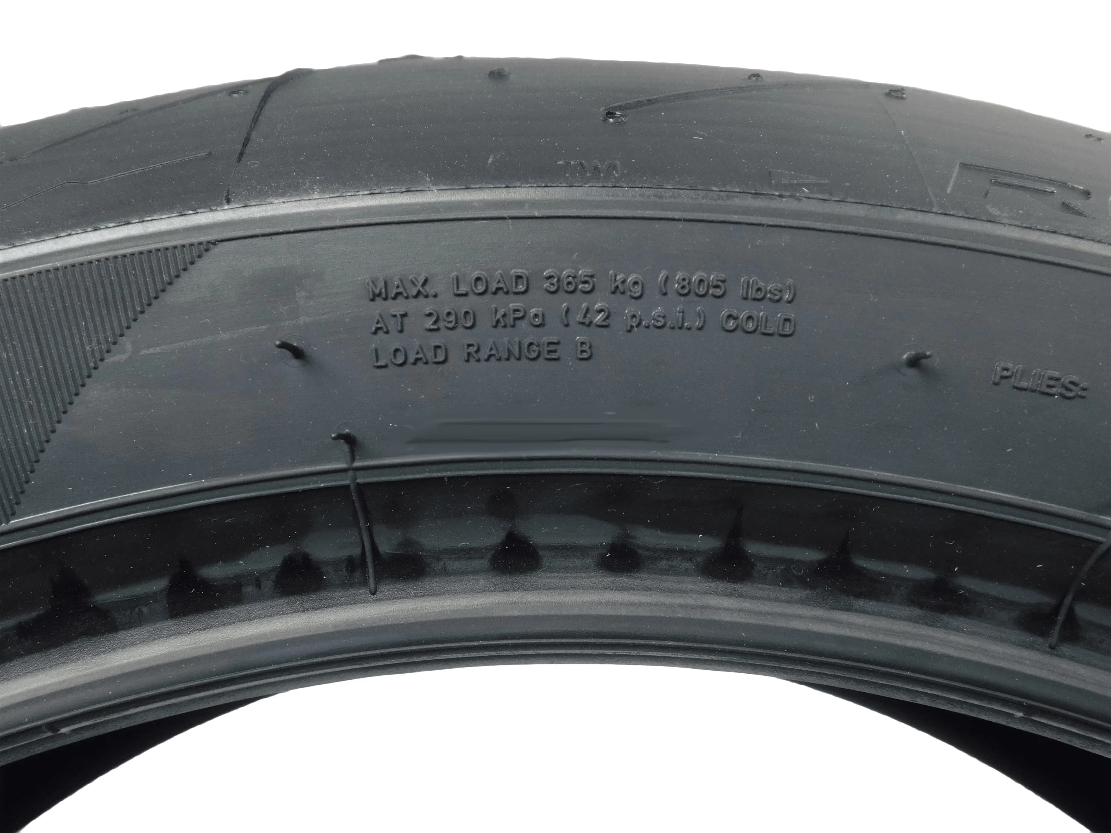 Stylish Motorcycle Tire with High-Speed, Diablo Rosso III 180/55 ZR17 Rear - Black Model 7C6241