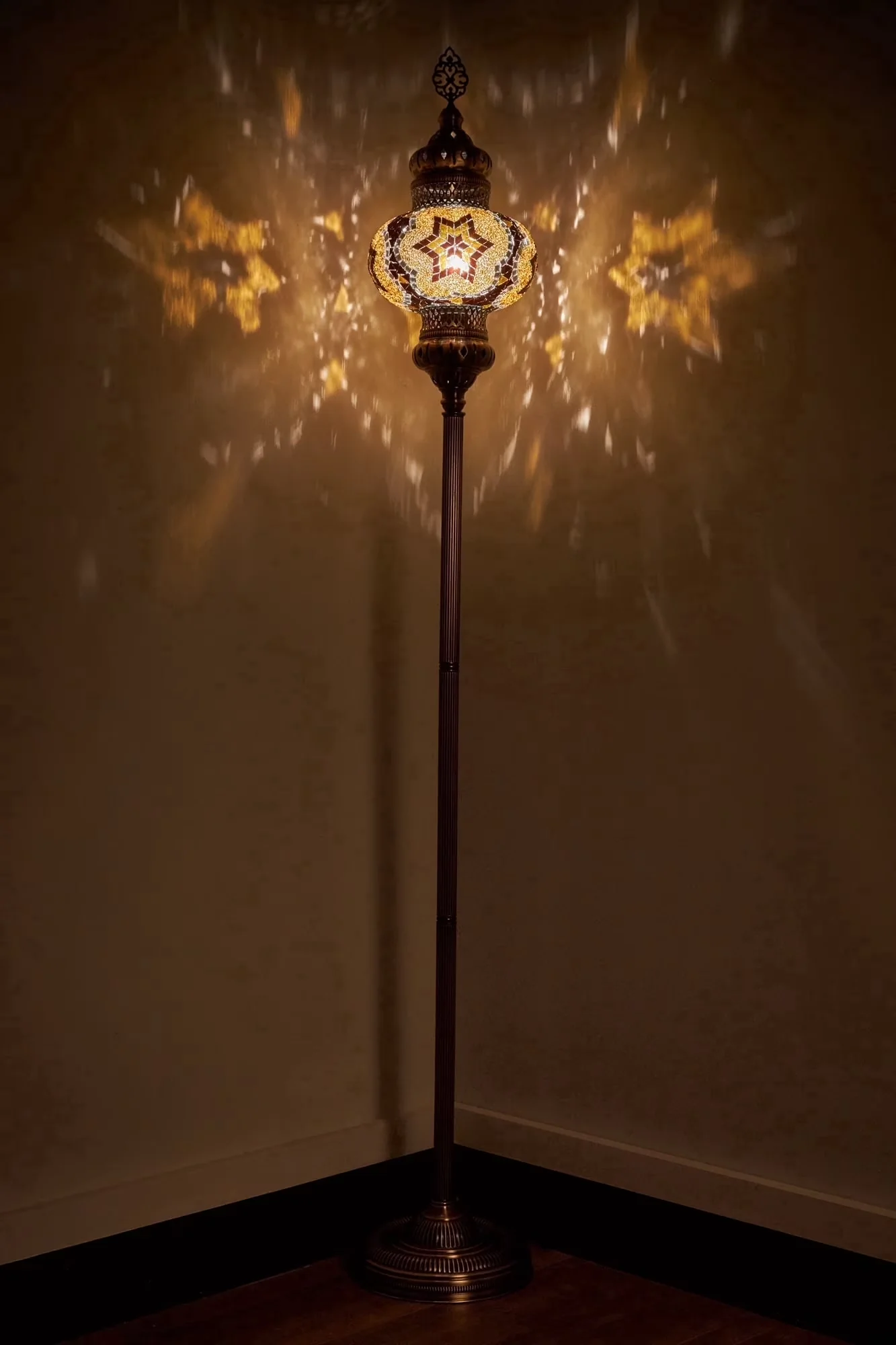 Professional Floor Lamp with LED, Bohemian, Eco Friendly - Black, Brown Metal Model 09A7B4