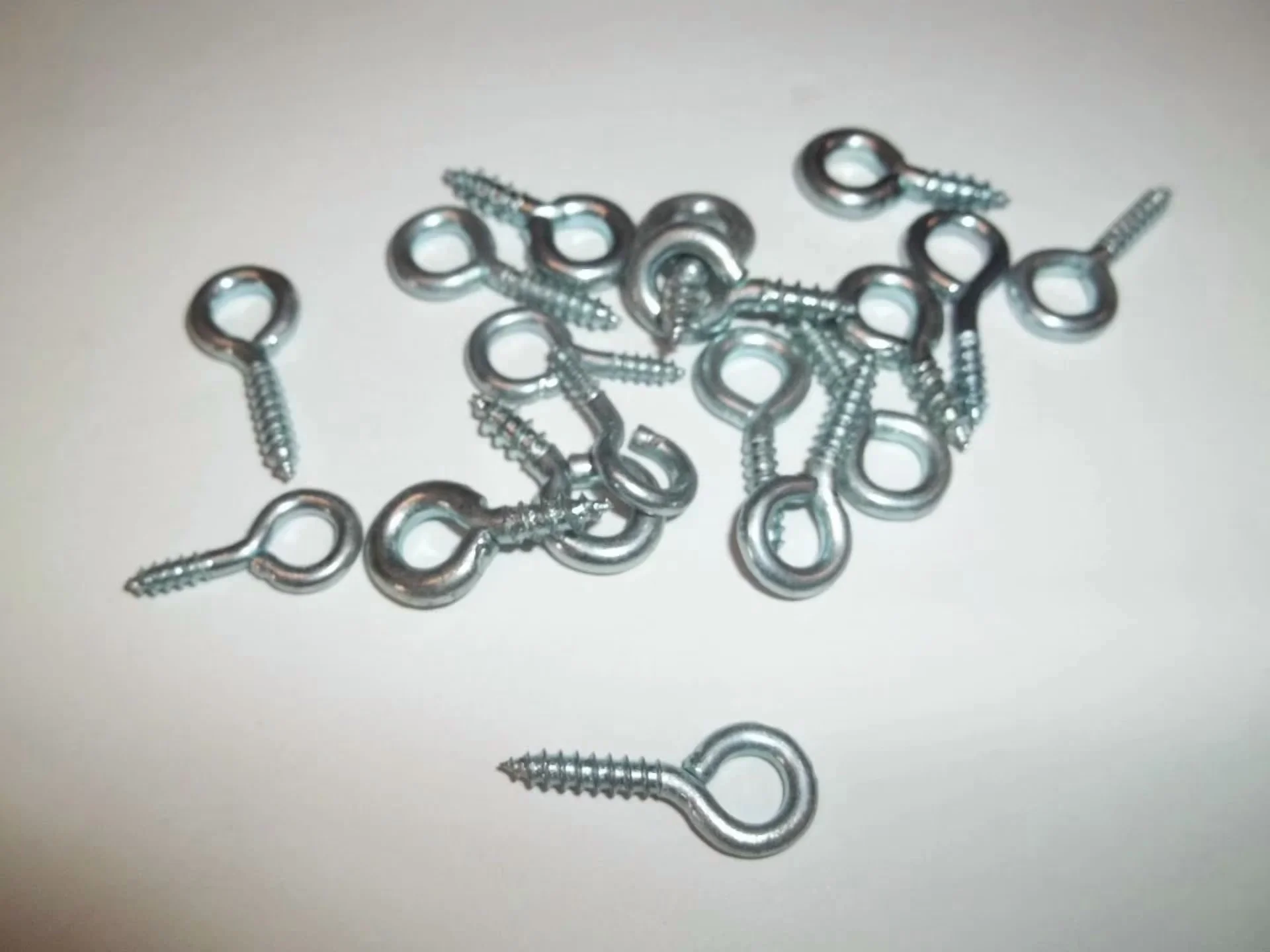 Compact Fastener with Cr Framing, Easy to use and practical for everyone. - Silver Metal Model E6B47B