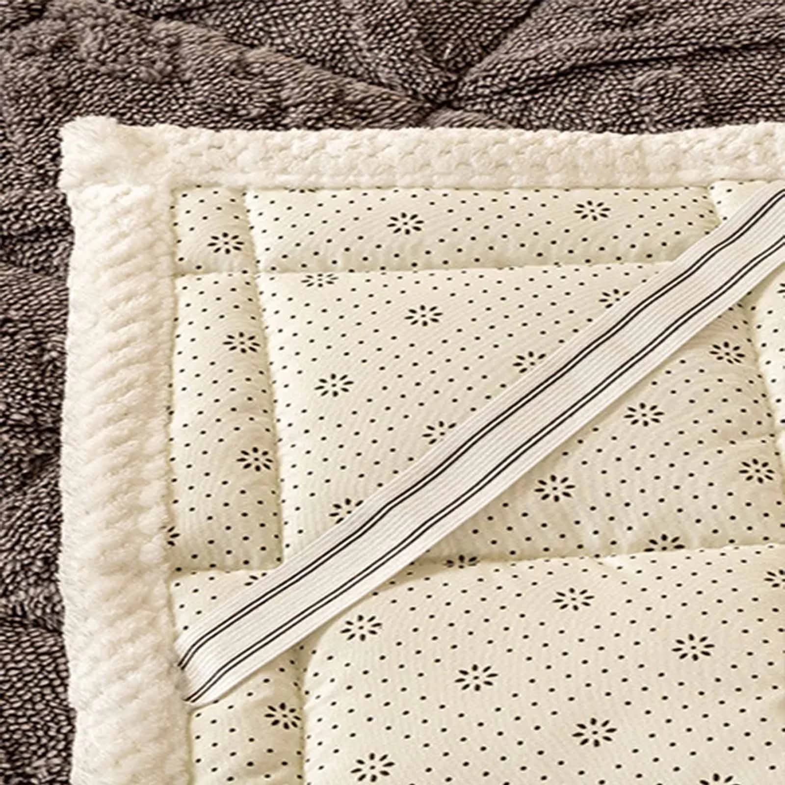 Efficient Mattresses Accessory with Breathable Construction, 2025 New Winter Warm Tatami Mat - Polyester Gray Model F61B73