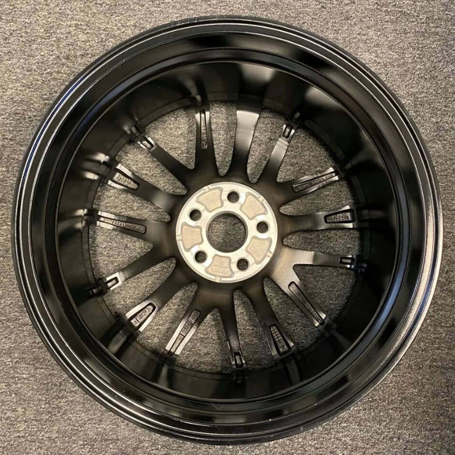 Wheels And Rim Innovative with Rugged Wheels - Black Aluminium 2018-2020 Model 4D8654