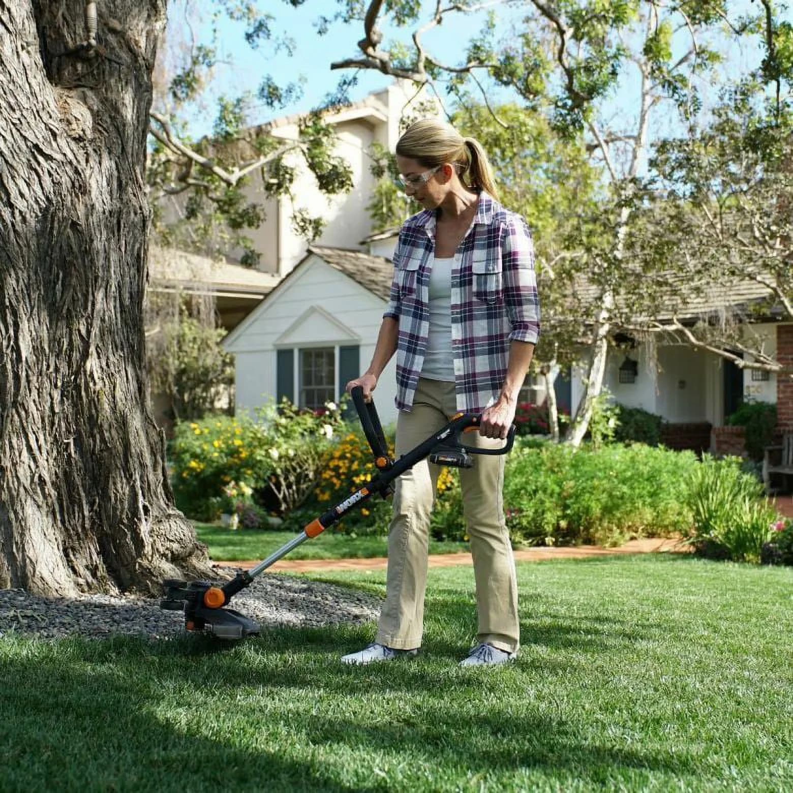 Essential String Trimmer with Battery, 20V, Battery and Charger - Black Model FADD53