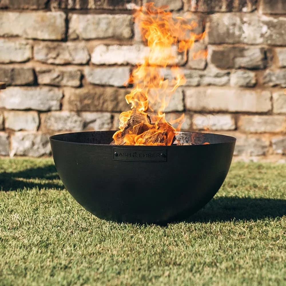 Versatile Outdoor Heating with Portable, Round Flat Flanged Base - Black Cast Iron for Camping Model 58DA2A