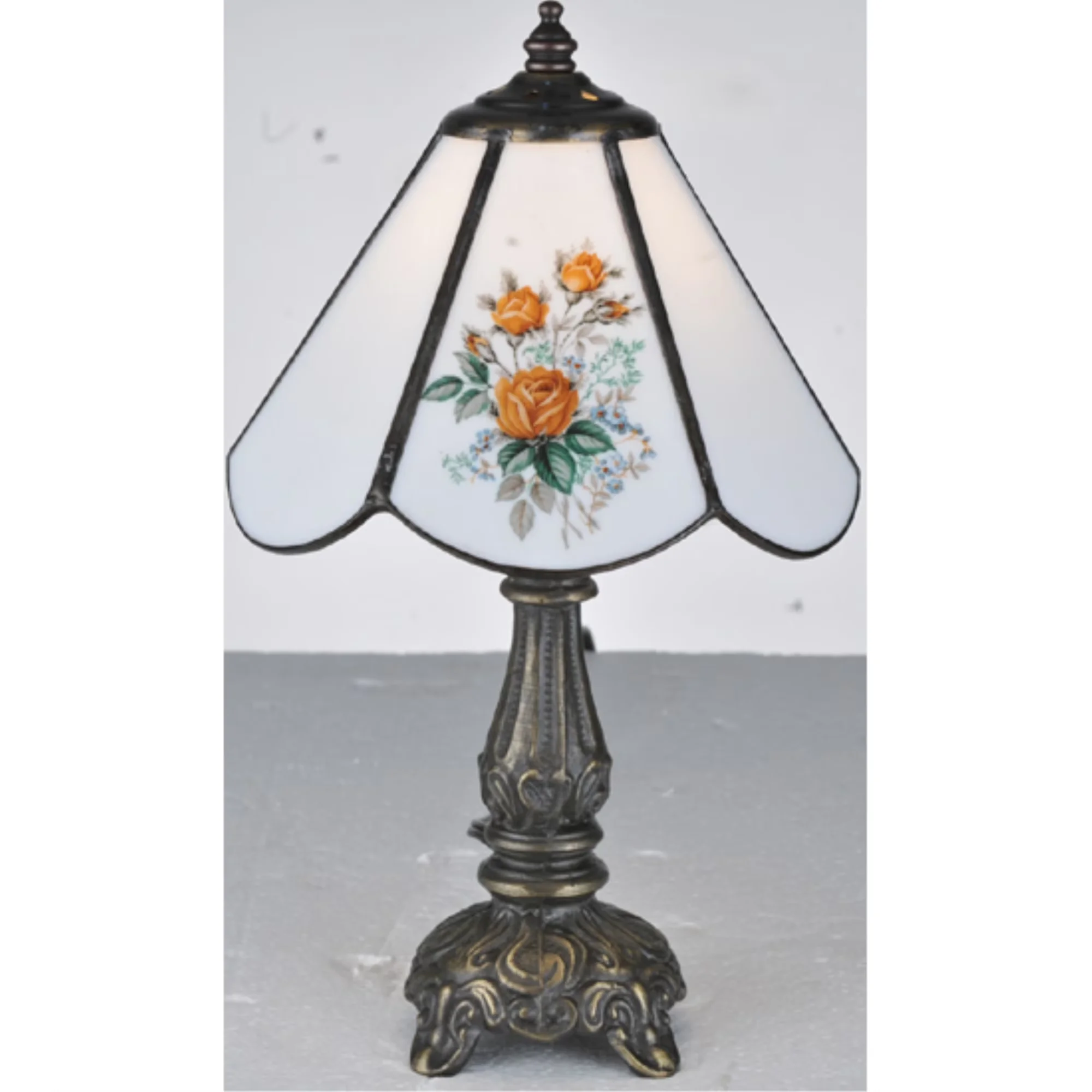 Table Lamp Classic with Incandescent, Tiffany, Dimmer - Glass Rose - Durable Build Model 0D350F