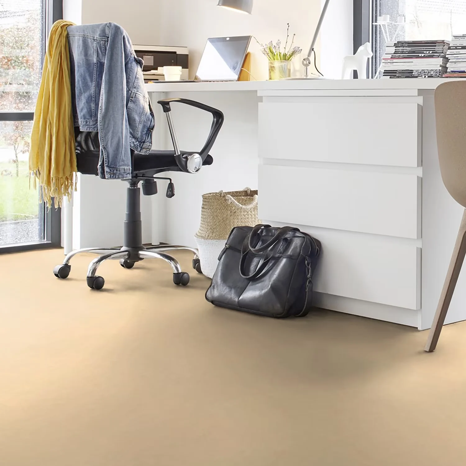 Premium Grey Vinyl Flooring Vinyl Plank Flooring with Eco-Friendly, Easy To Clean - 11.81" x 35.43" Model 892759