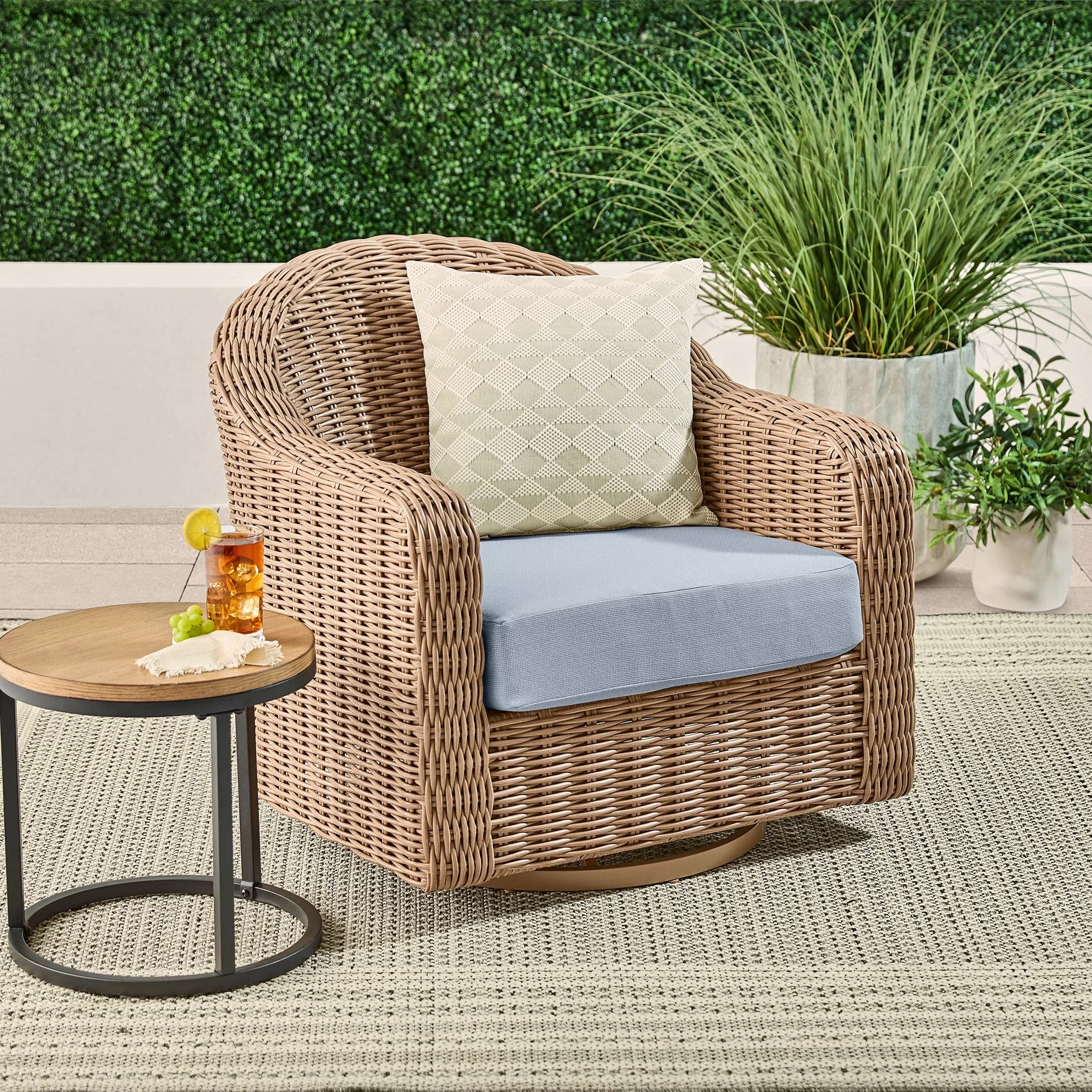 Professional Patio Chair with Tan Wicker, Blue Fade-Resistant Cushion - Blue Model D2BBC8