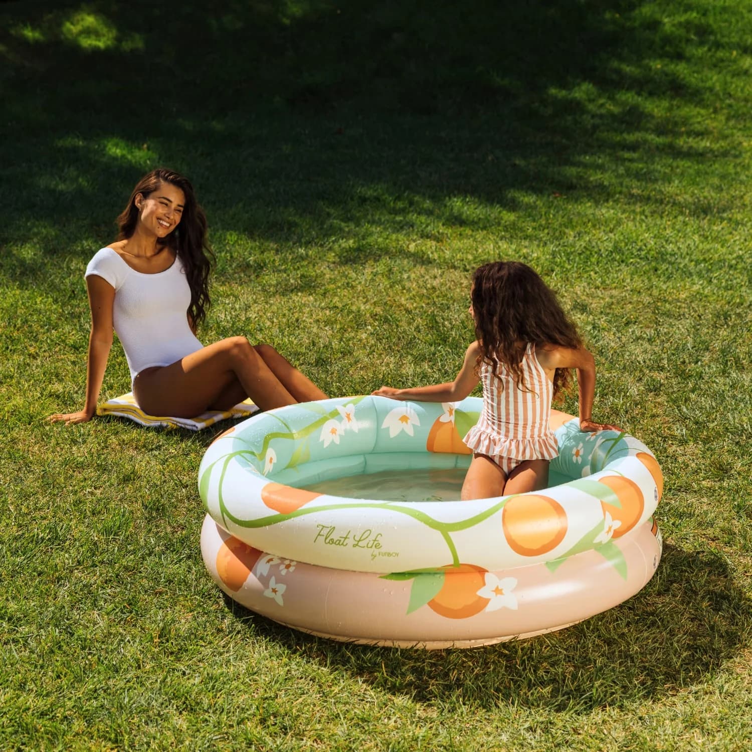 Premium Inflatable Pool with Fade Resistant, Orange Blossom Round 2-Ring - Multicolor Model 7D7C96