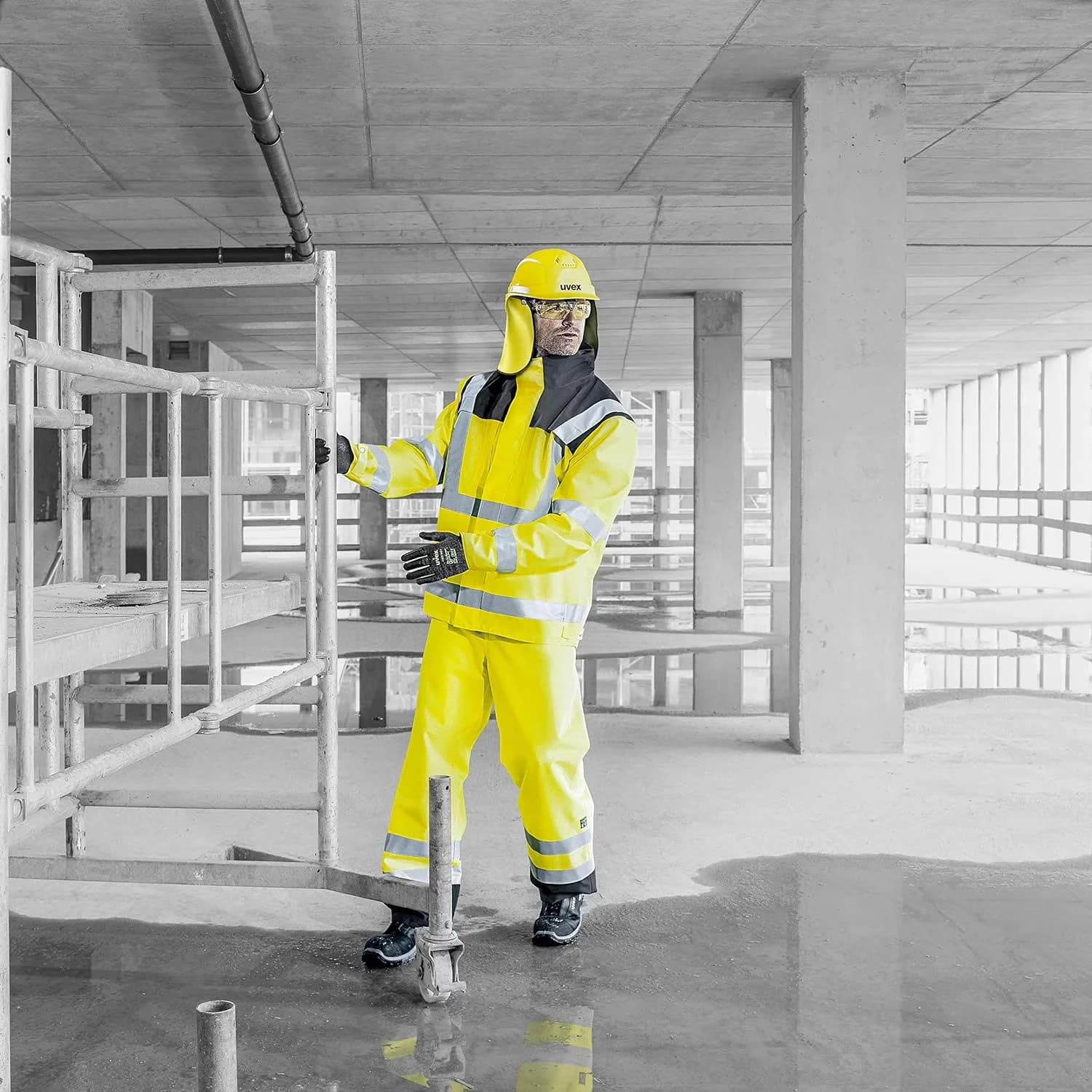 Protective Equipment Quality with Cooling Vents, Construction Helmet - Red Model 6FCB1A