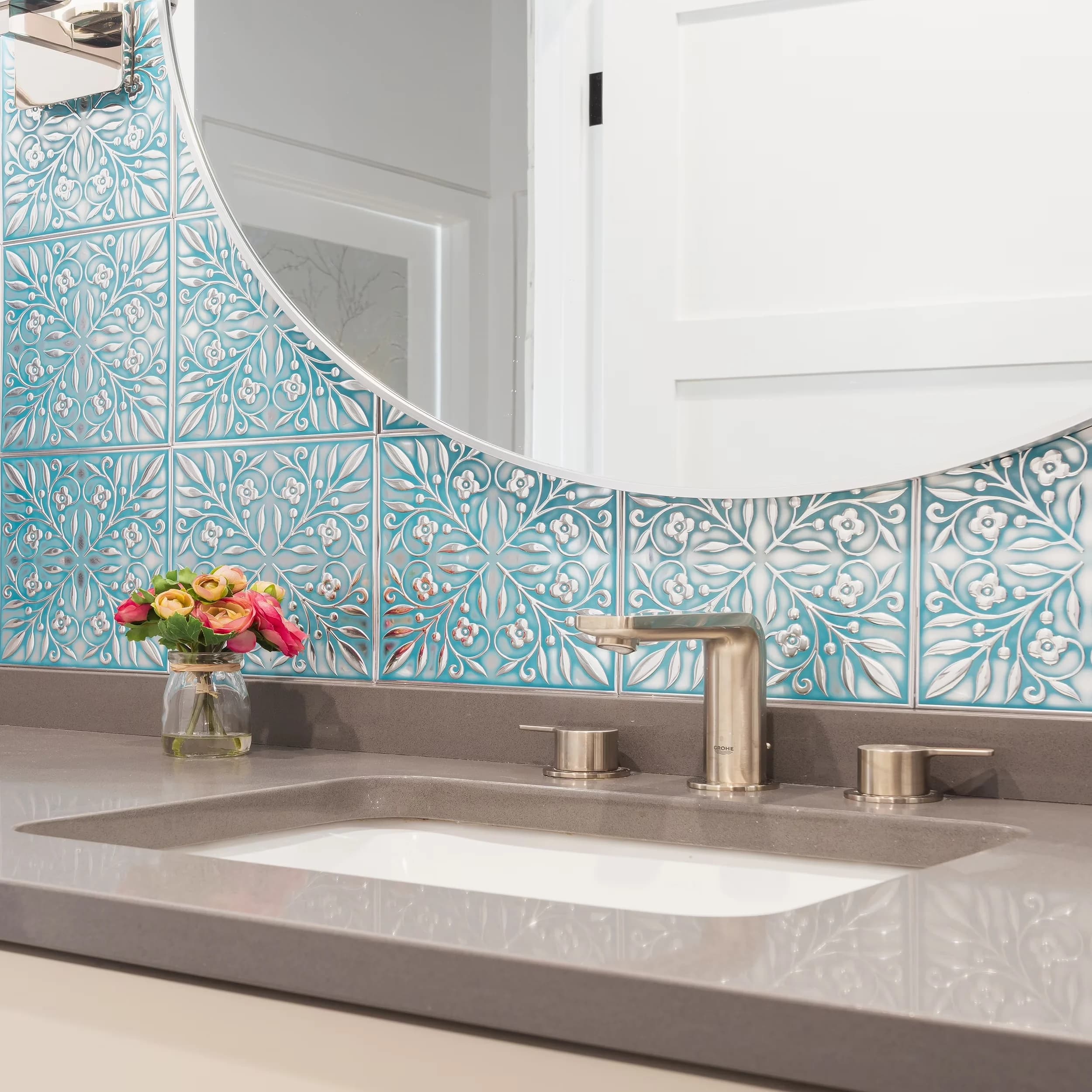 Professional Kitchen Renovation with Easy Installation, Easy To Clean - Aluminum Blue Model 7C7B00