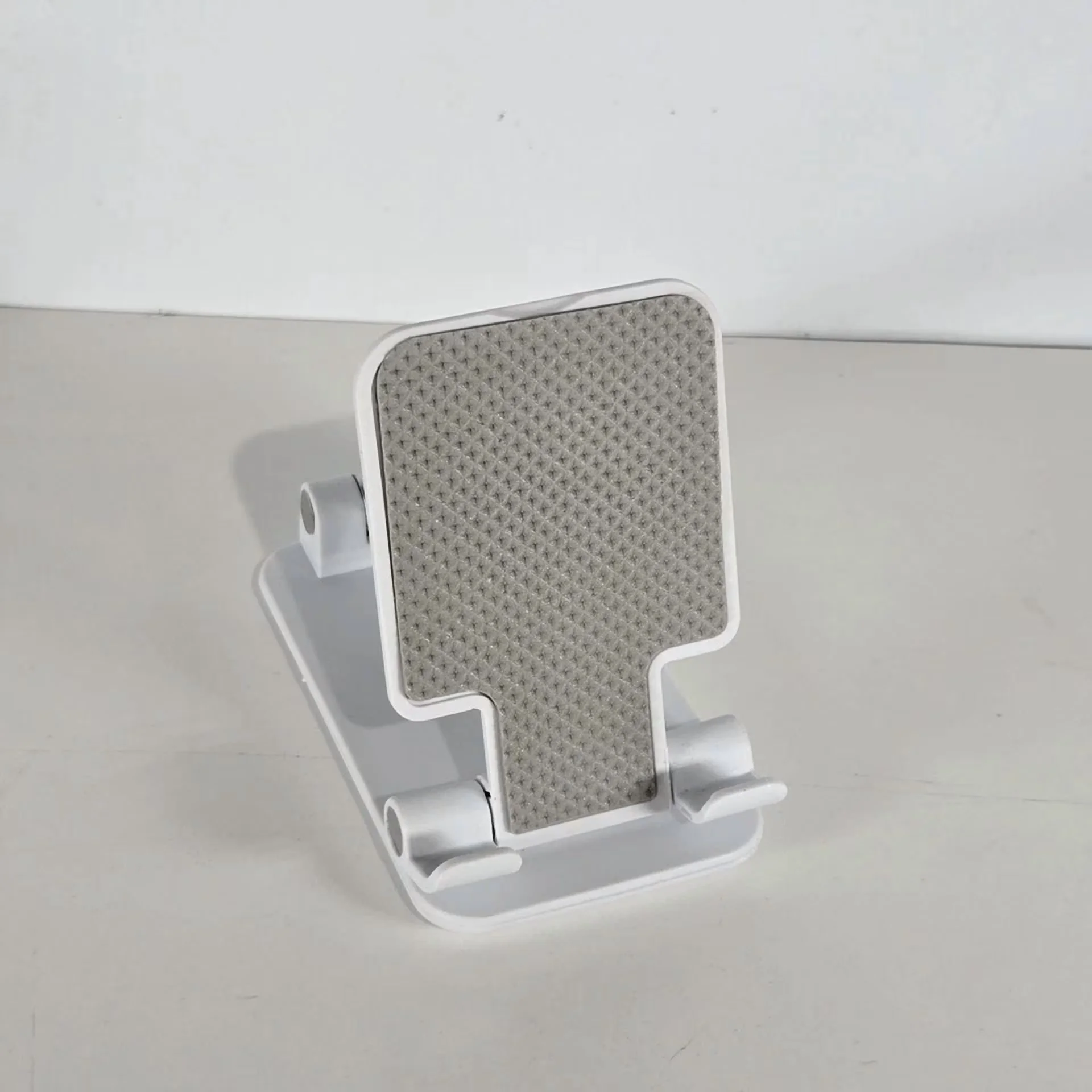 Modern Home Gym - Adjustable for Multiple Applications Model 0BBC3B