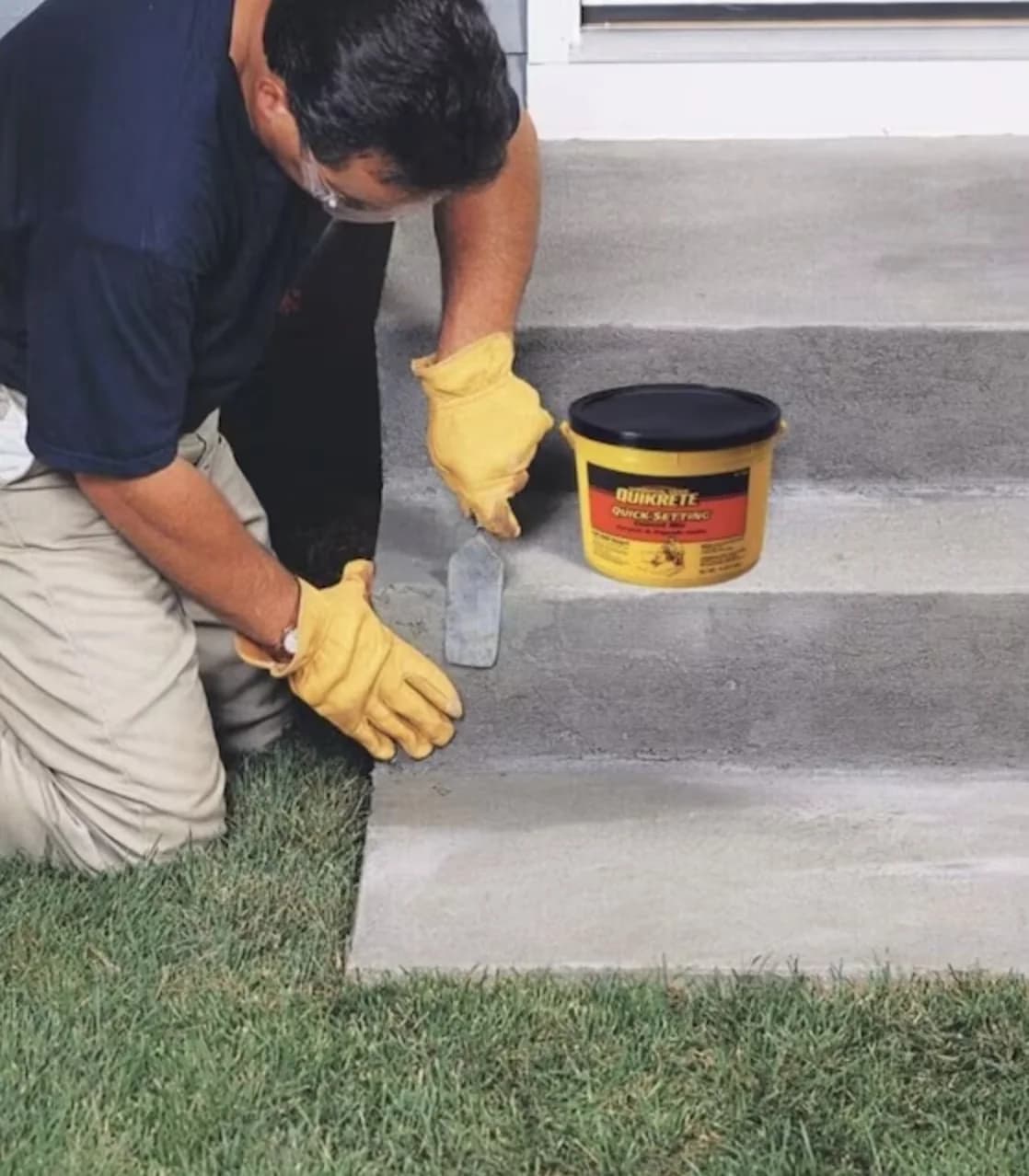 Versatile Building Material with Quick Drying, Quick-Setting Cement 10 lb Tub - Gray 16.5 x 8.25 x 6 in Model AECBCB