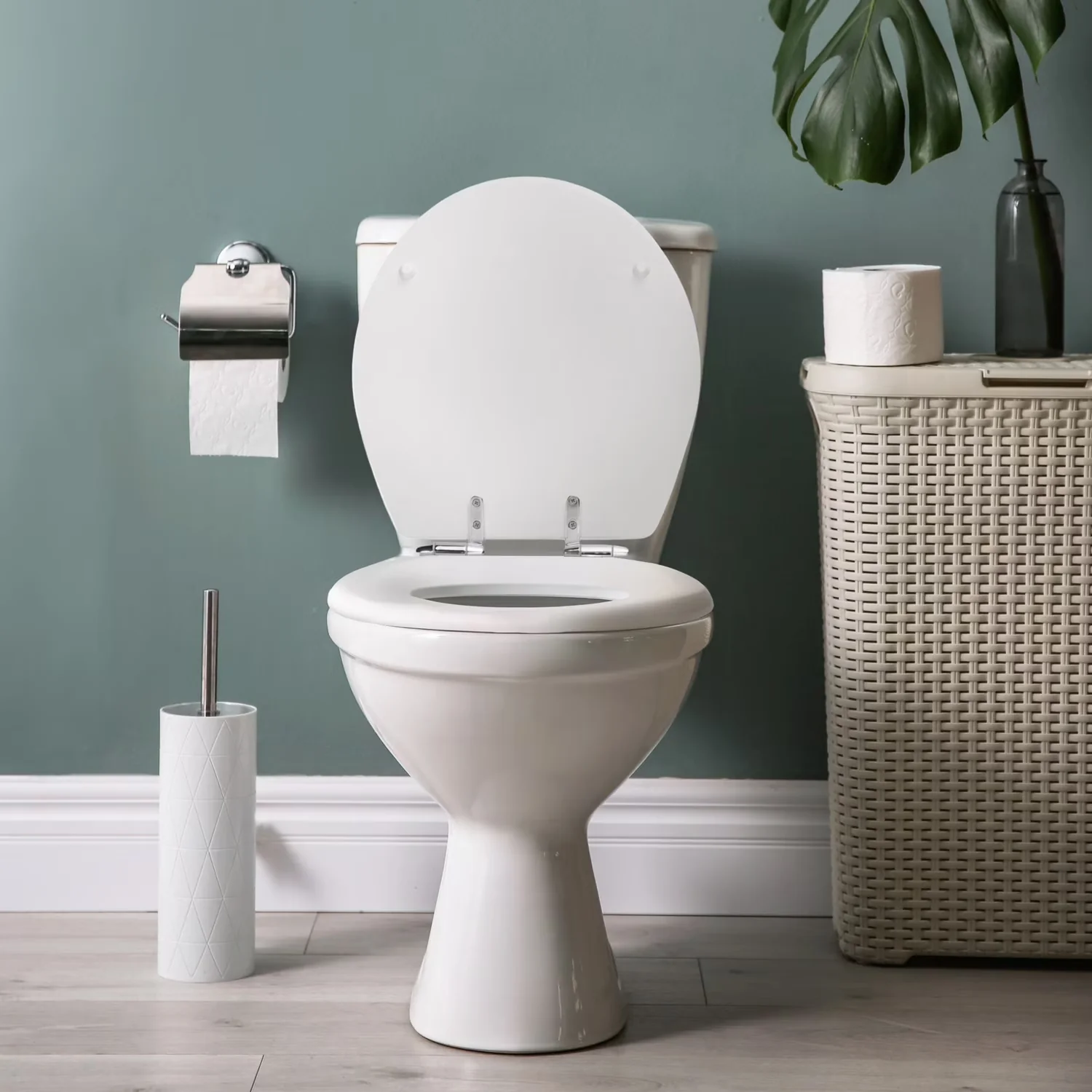 Toilet Seats And Lid Premium with Dalton Round Wood Seat in White - Wood White Model E8BB78
