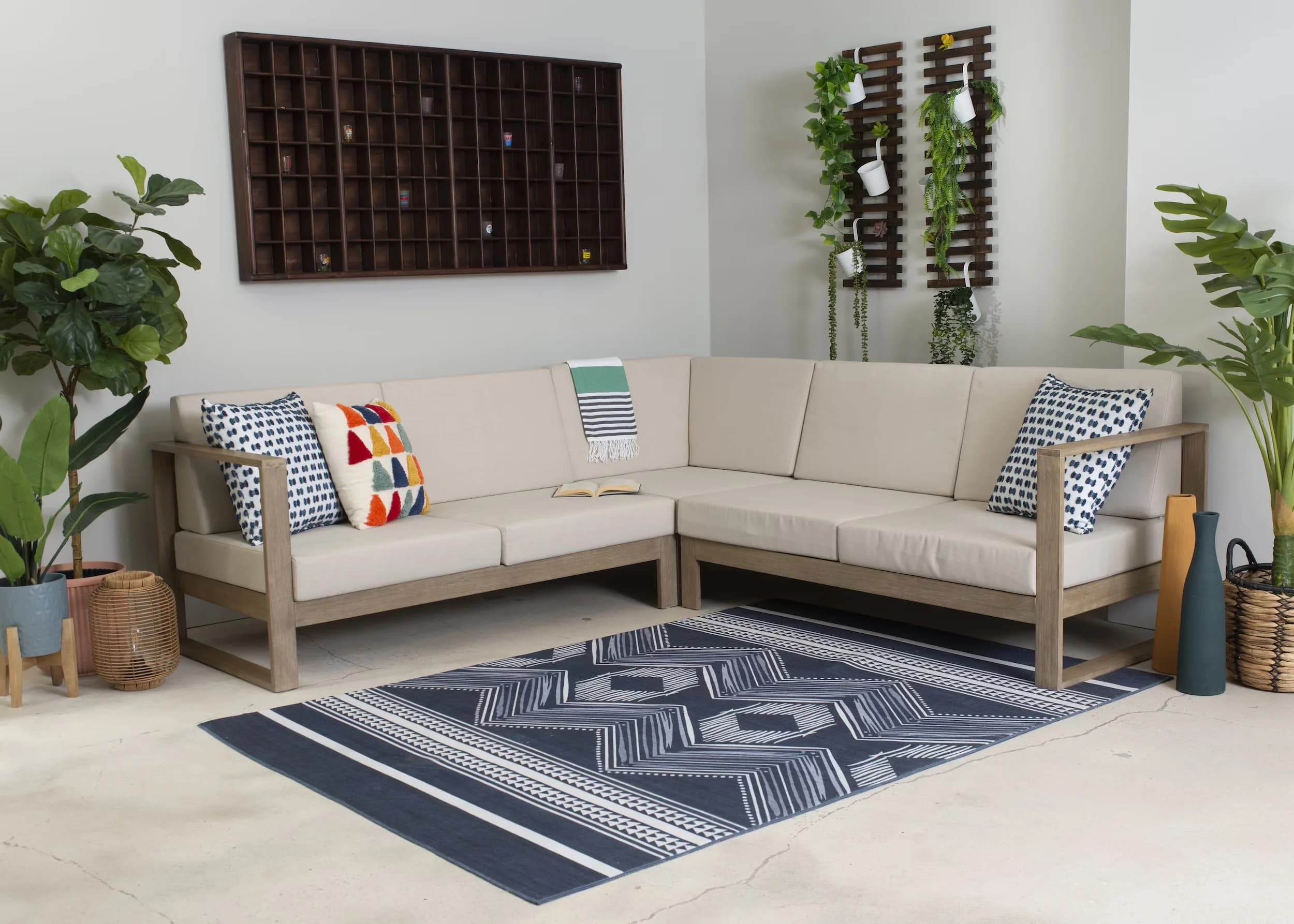 Outdoor Sofas Sectional Classic with Bohemian, Water-Resistant, Weather-Resistant - Beige Eucalyptus, Cushion, Hardware Model 6BB4E4