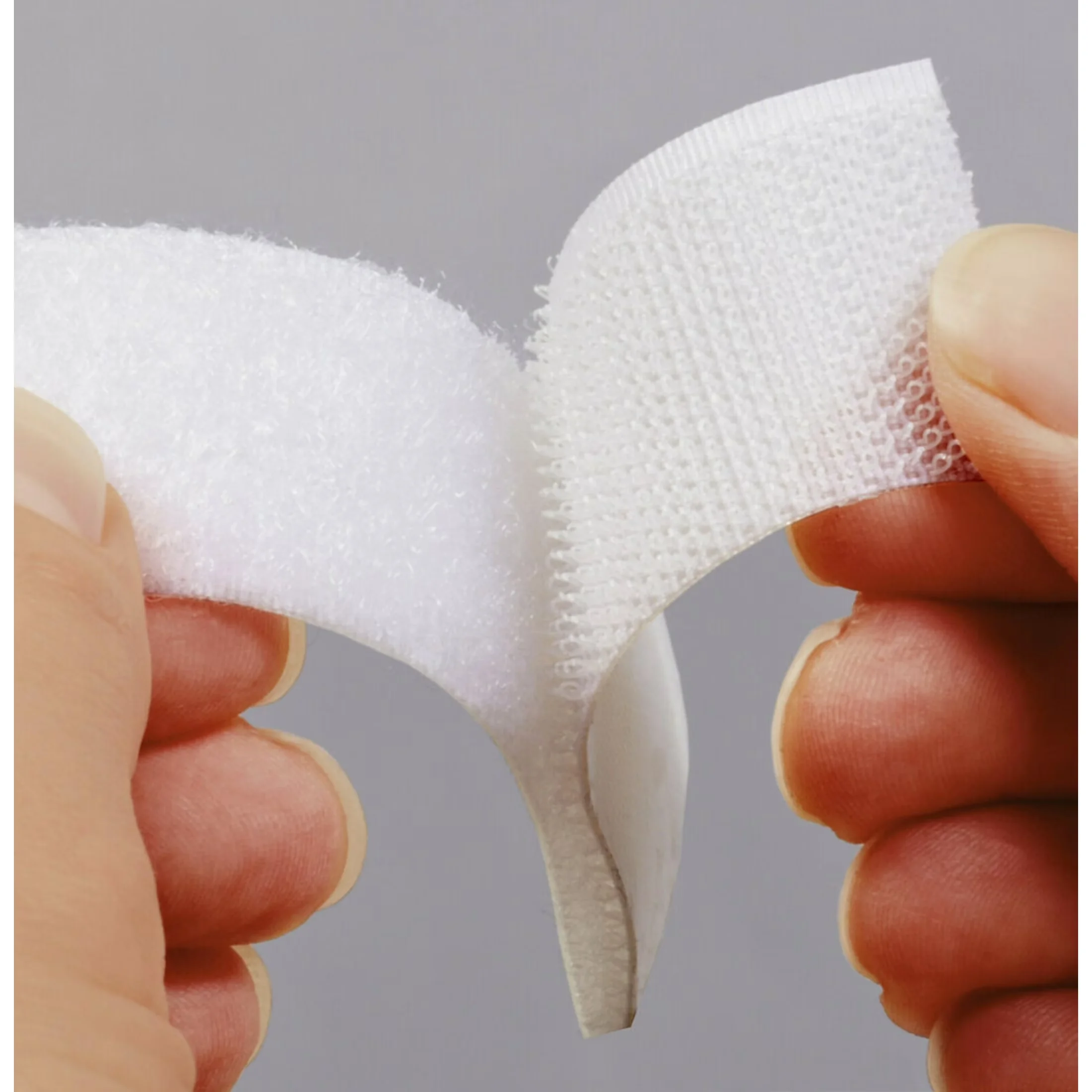 Compact Fastener with INDOOR USE, 3/4 in x 18 in, Indoor Fasteners - Multi White Model 661B9E