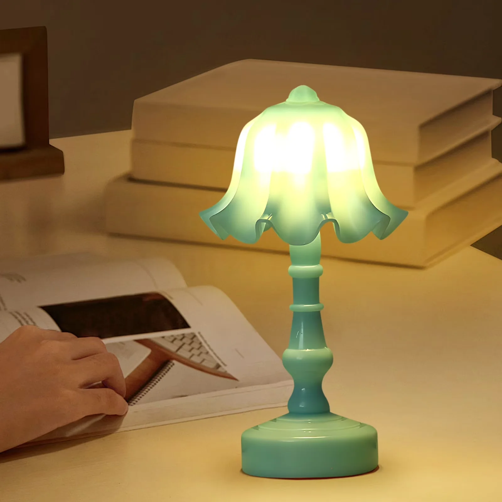 Lamp Versatile with LED, Battery, Modern - C - Compact and Portable Model 99F975