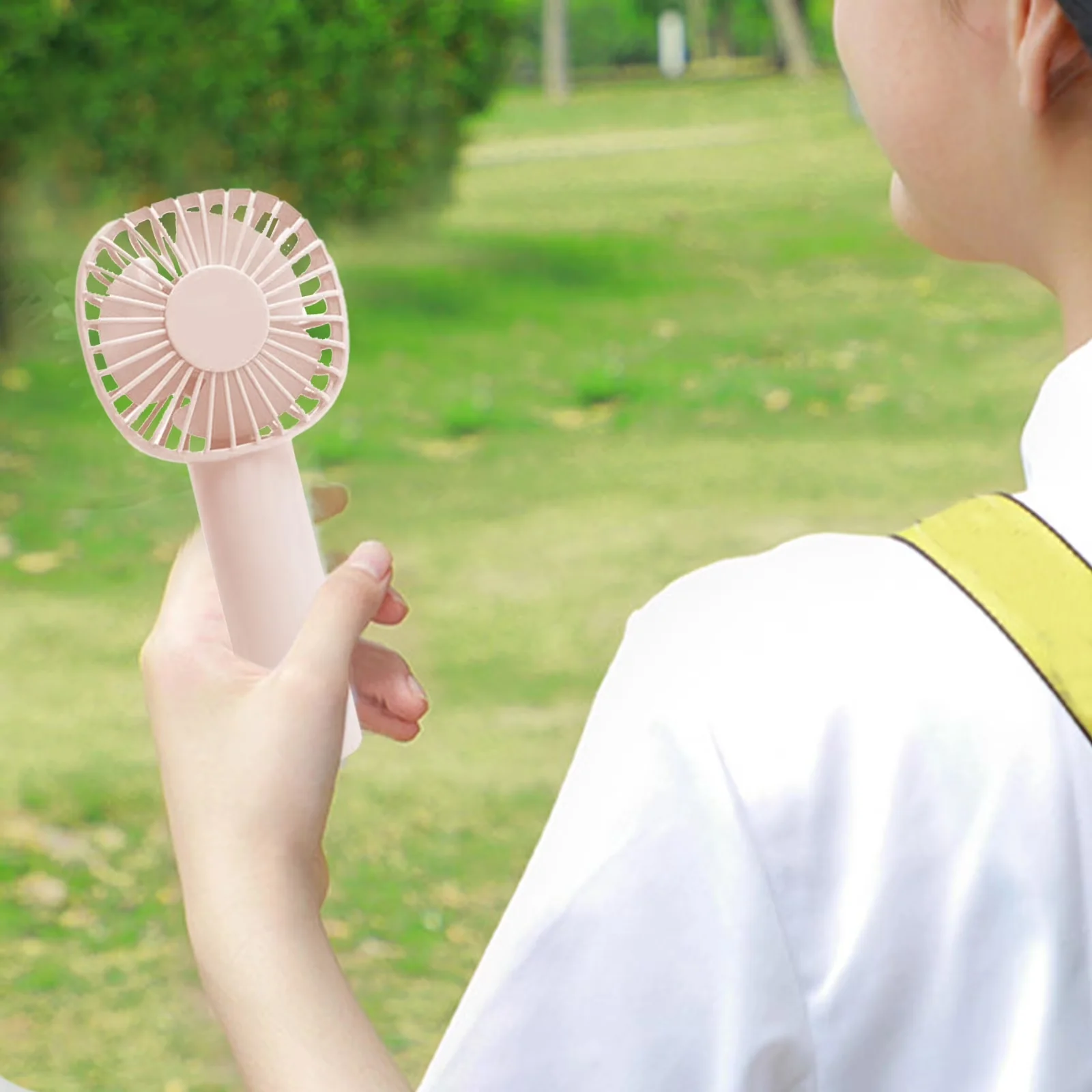 Efficient Fans In Cooling with Battery, Oscillating - Pink Plastic for Bedroom Model B8C1B6