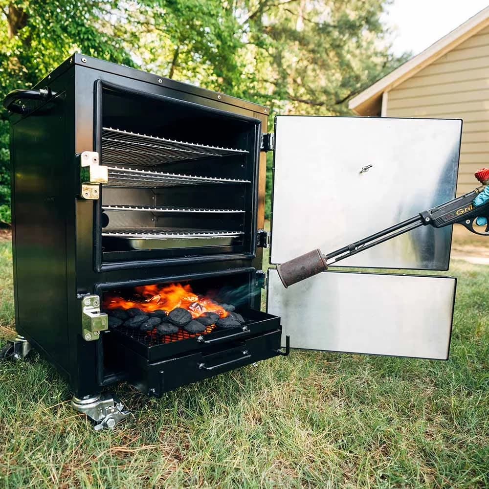 Smoker Compact with Reverse Flow, Heavy Duty Steel Construction, Reverse Flow Charcoal Vertical - Steel Gray Model 59FF28