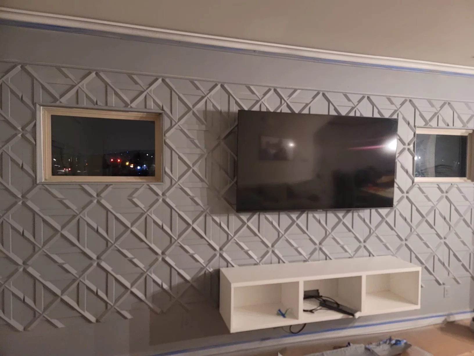 Versatile Wallpaper Wall Decals Wall Covering with Waterproof, Decorative Tile (32 sq. ft./Box) - White 19.7" x 19.7" Model 49C53E
