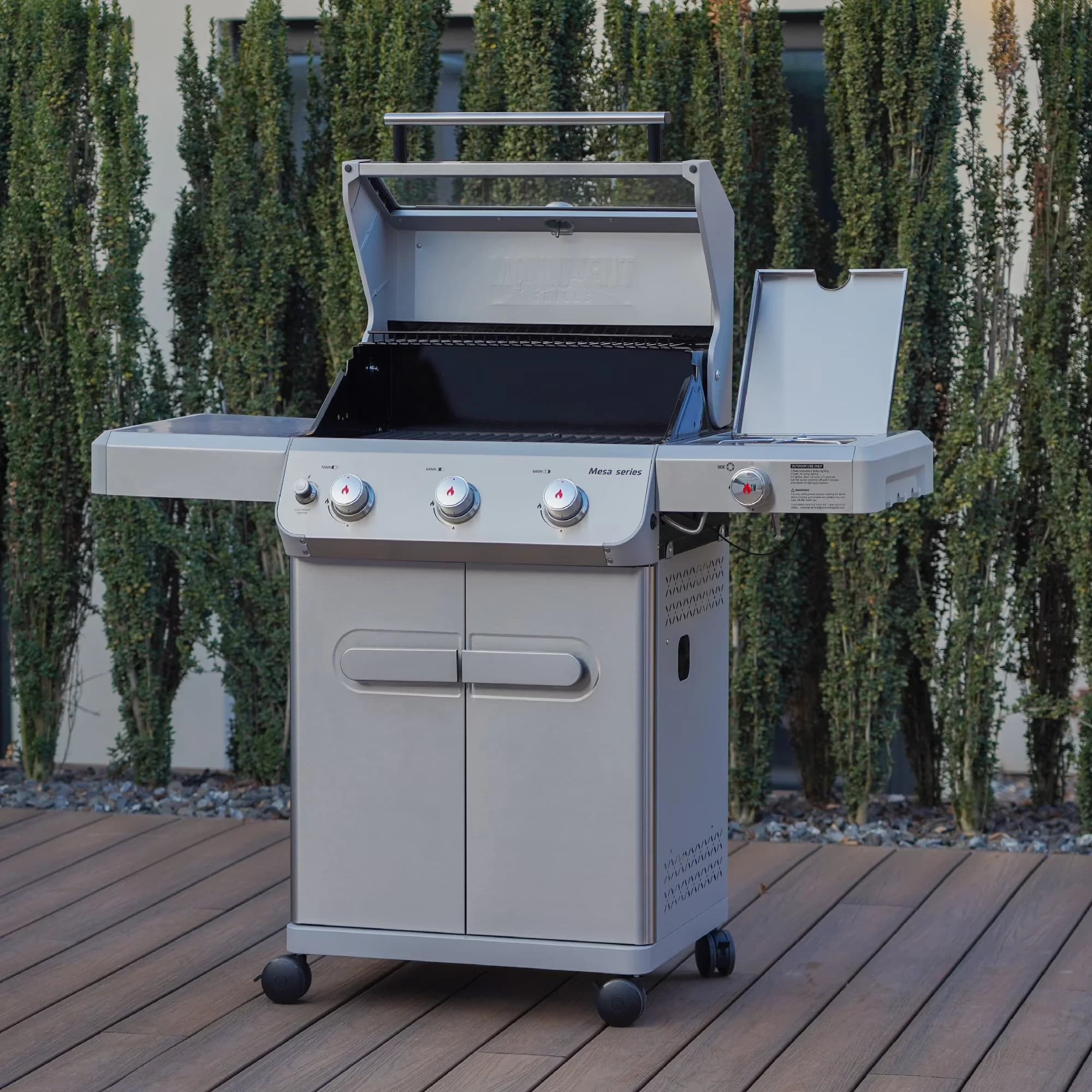 Versatile Gas Grill with LED, Heat Thermometer, Grease Pan - Multicolor Stainless Steel Model 889157