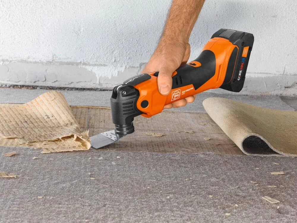 Stylish Woodworking with Battery, 18V, 500 Top Kit 4Ah - Ergonomic Design Model DBBA59