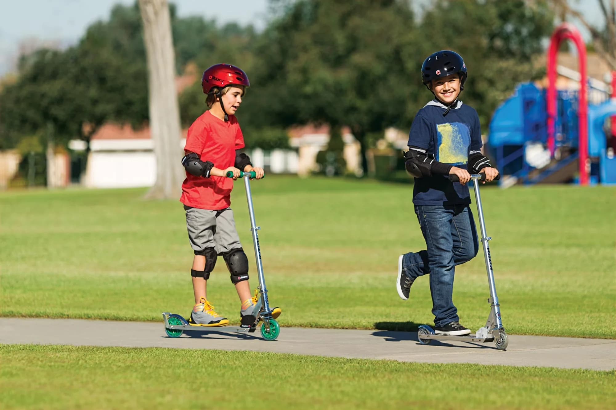 Scooter Premium with Compact, Lightweight, Portable - Aluminum, Foam Silver Model D4A681