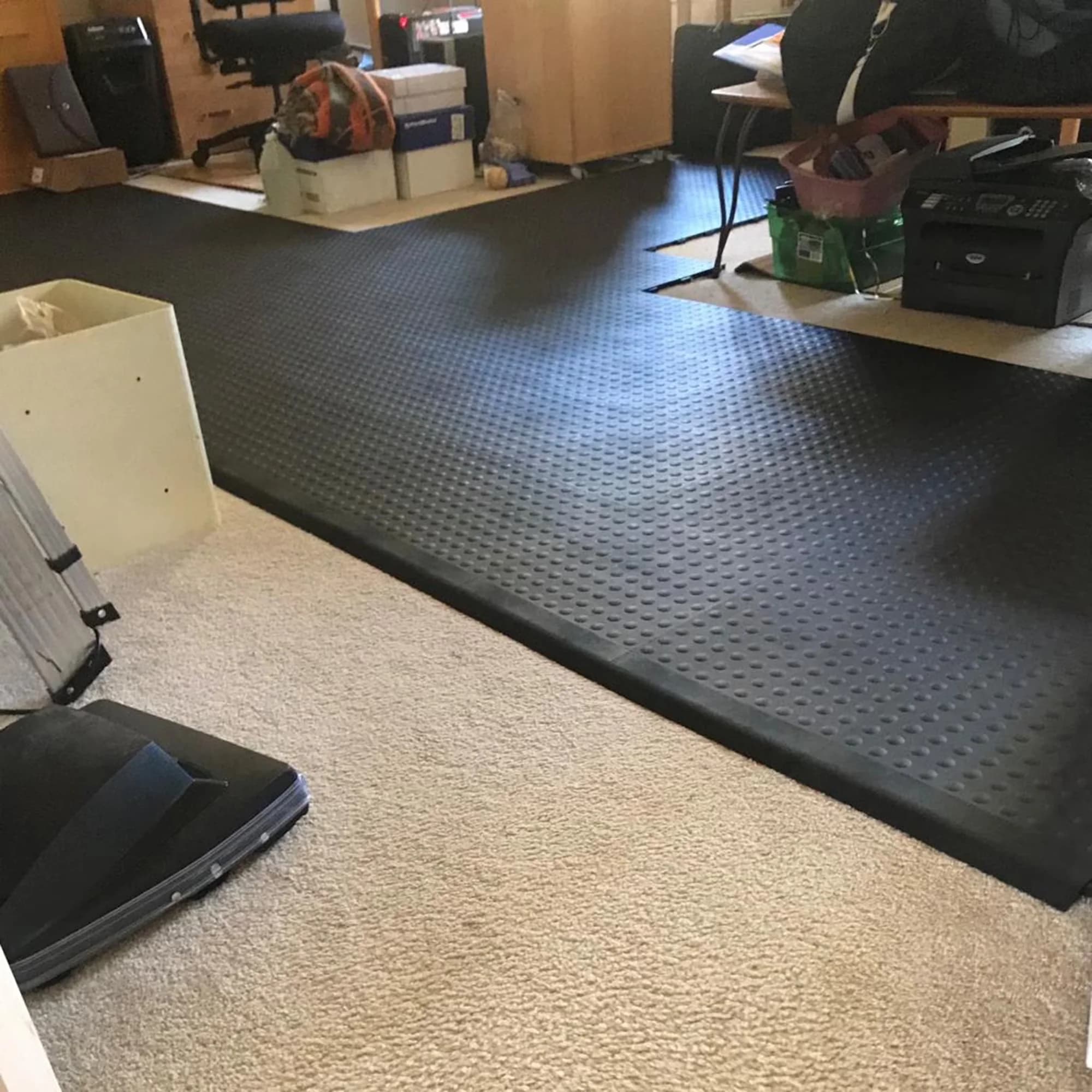 Grey Vinyl Flooring Vinyl Plank Flooring Essential with Waterproof, Stain Resistant - Pvc Black Model AD885F