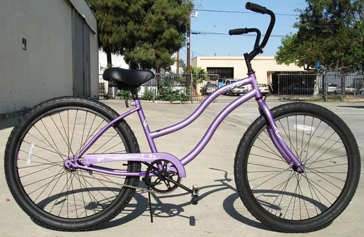 Cruiser Bike Classic with Alloy black rims, Steel black chainrings 44T - Purple Model 84FF6A
