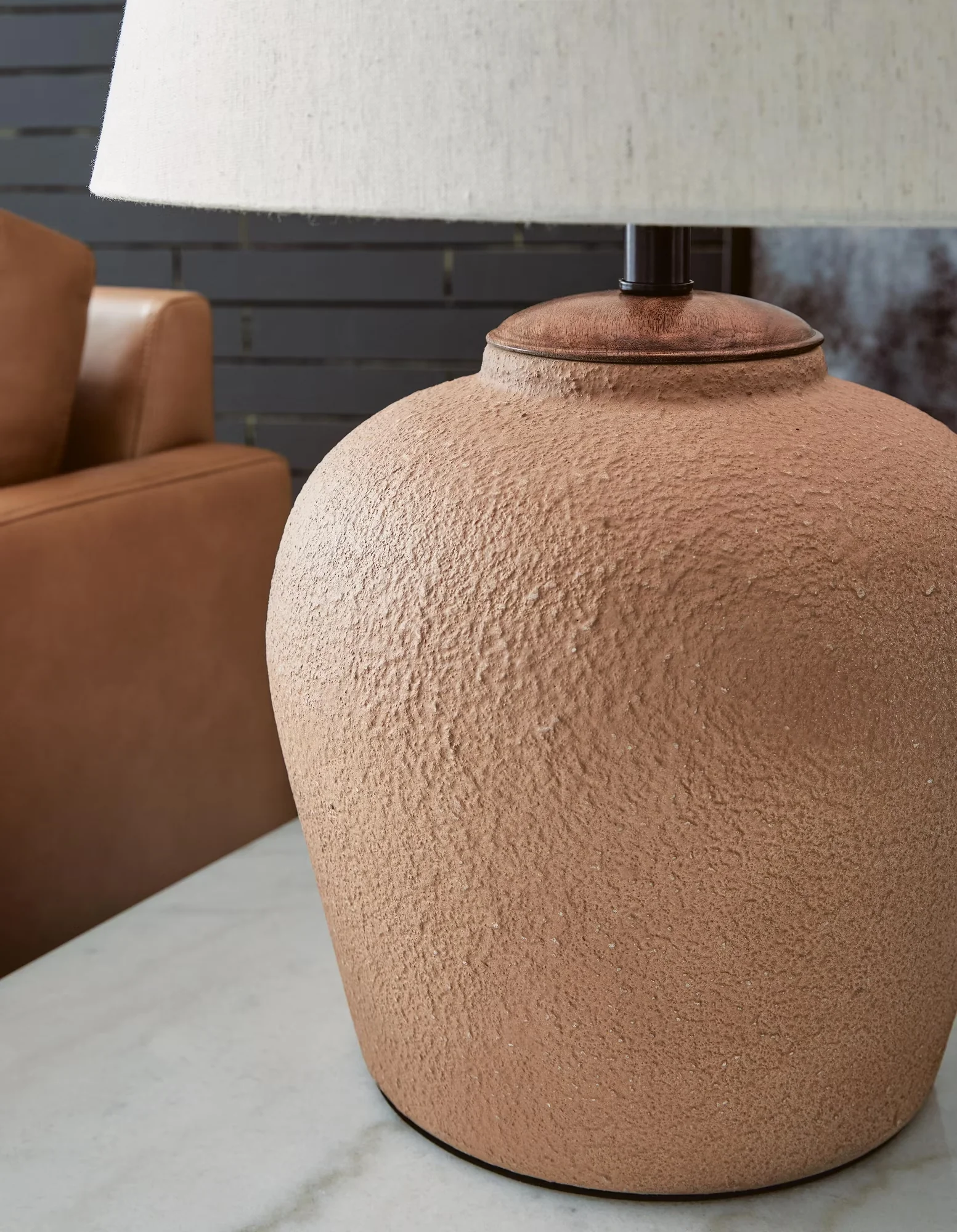 Premium Table Lamp with Incandescent, Heavily textured rust-colored finish - Metal Orange Model 103DC8