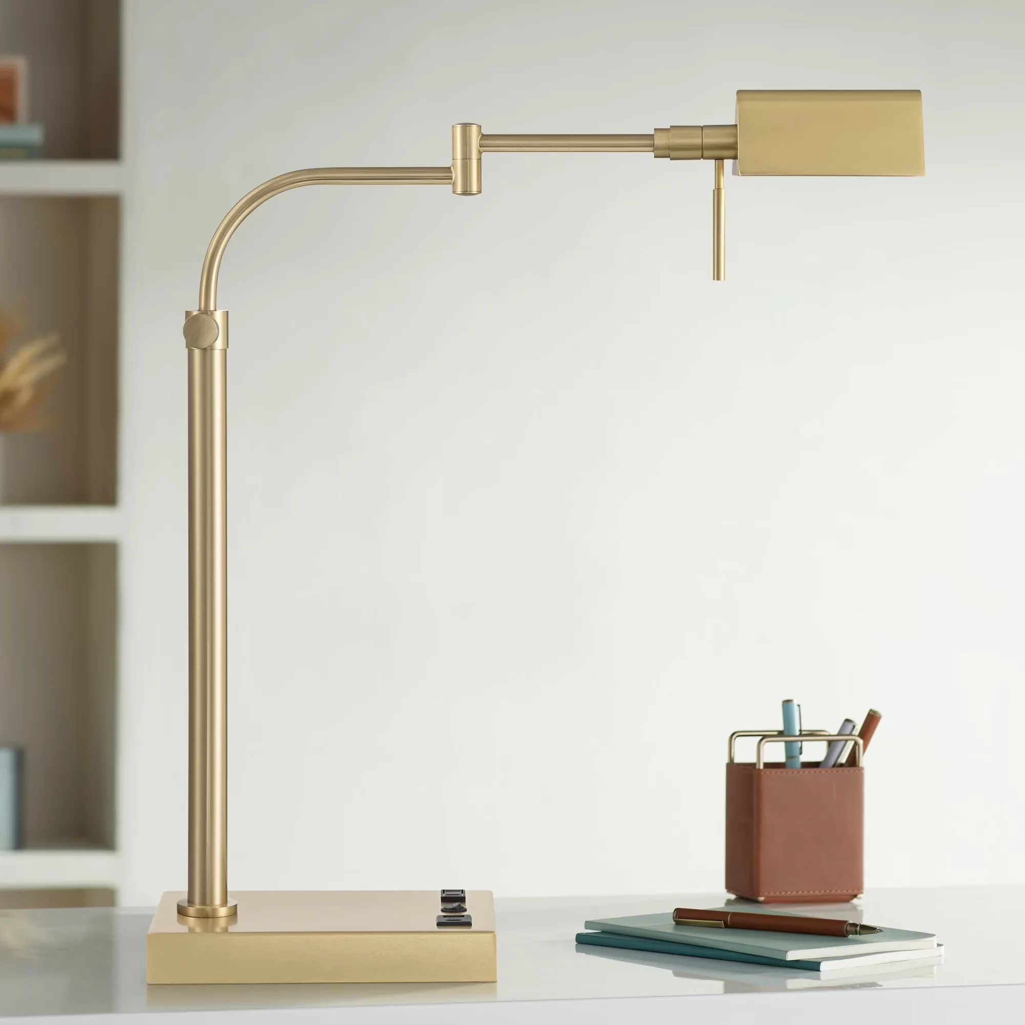 Stylish Desk Lamp with Incandescent, Adjustable Head - Metal Gold 1/2 - Long-Lasting Performance Model F3342F