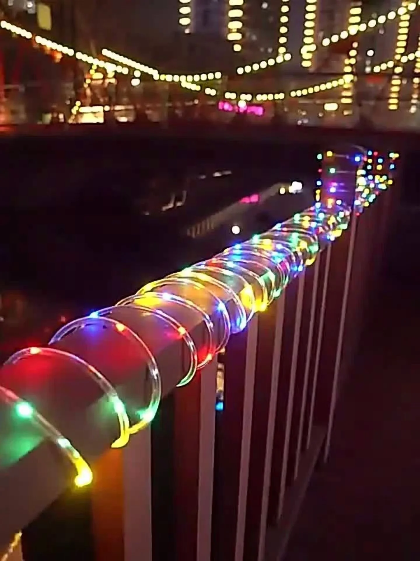 Modern Novelty Light with LED, Solar - 23Ft - Compact and Portable Model 4DABA5