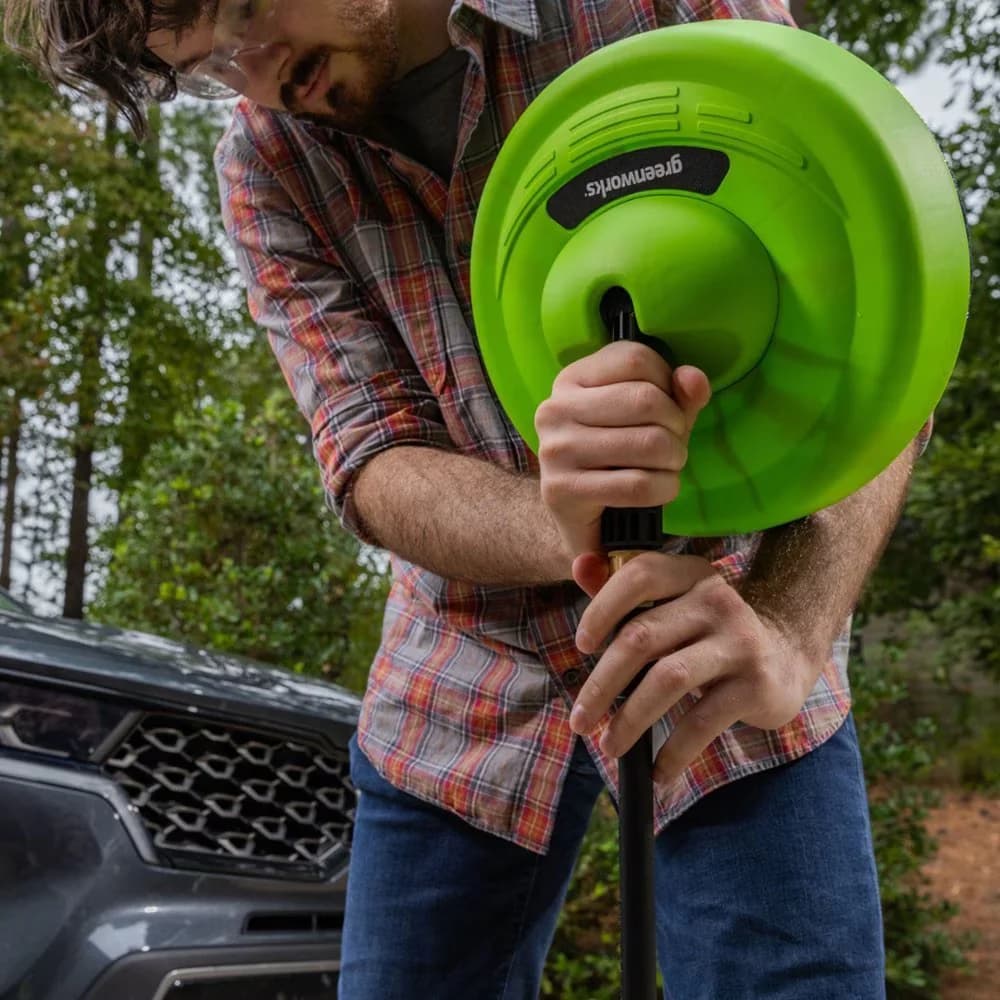Classic Pressure Washer with Chemical / Detergent Injection, Quick Connect Tips - Model F47524