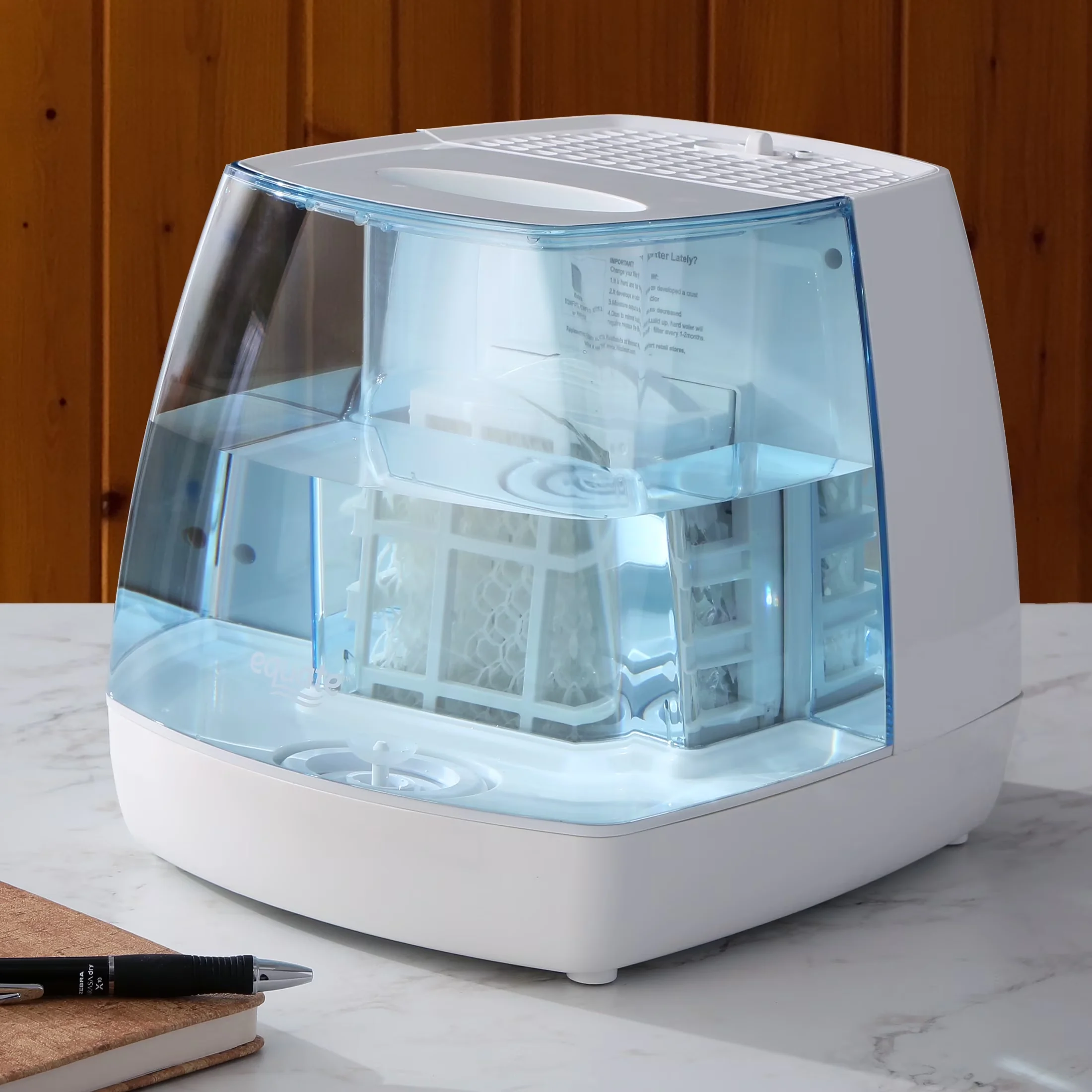 Humidifier Compact with Designed for rooms up to 250 square feet, 1.1-Gallon Invisible Cool Mist - Model 01DDE2