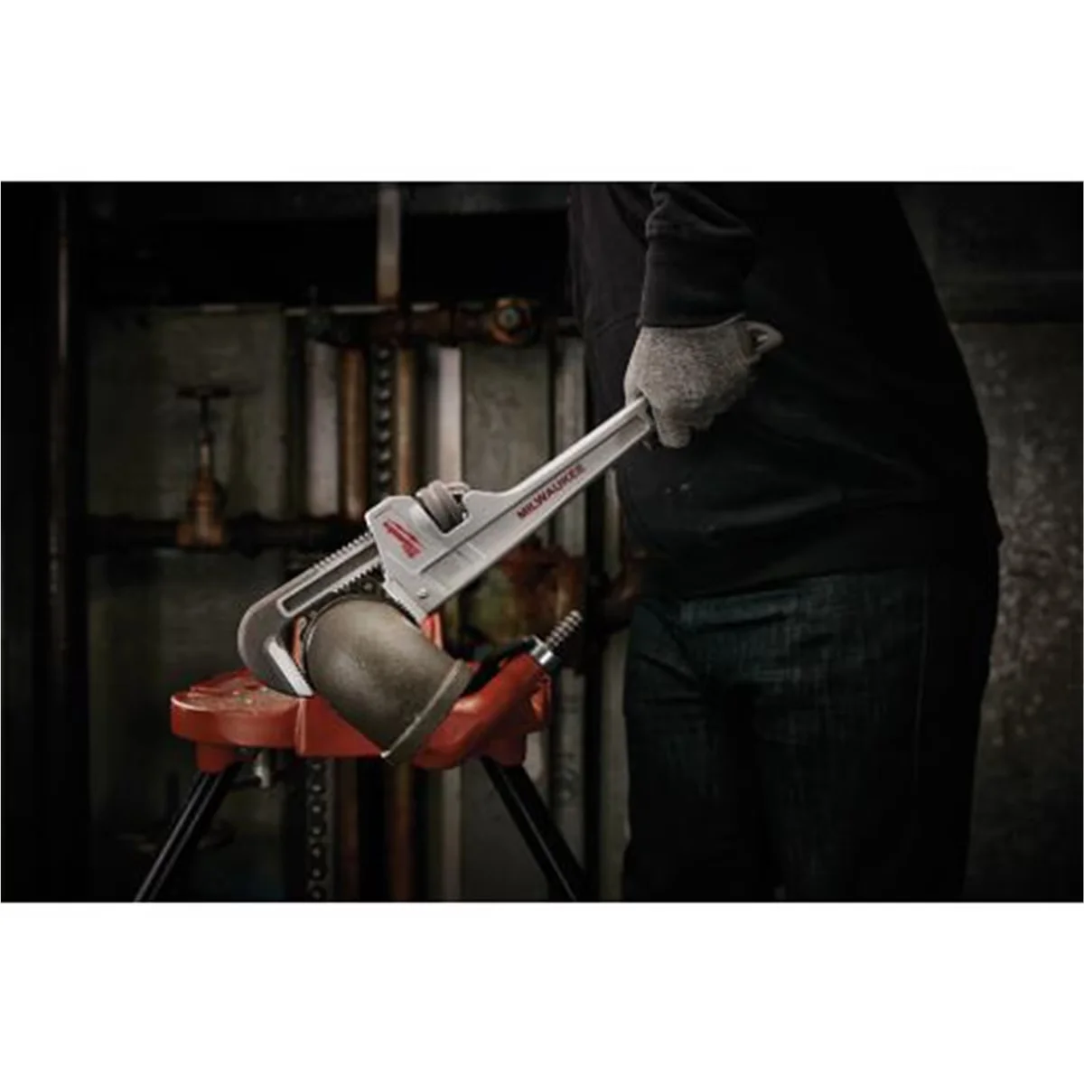 Classic Hand Tool with Ergonomic Handle, 18” Aluminum Pipe Wrench, Overbite jaw - largest gripping surface - Black Model BFC356