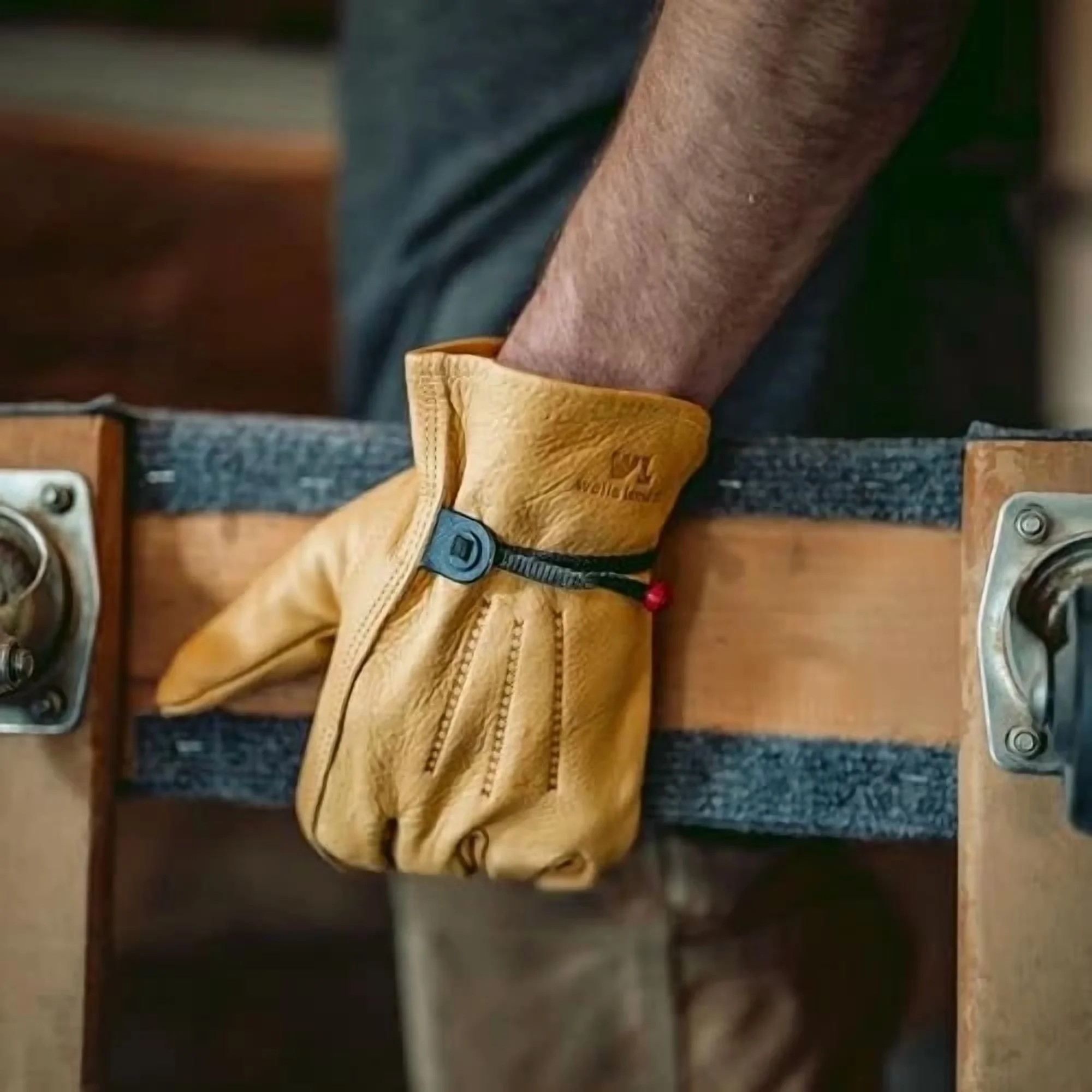 Classic Protective Equipment with Extra Large (Wells Lamont - Leather - Quality Construction Model 79DB94