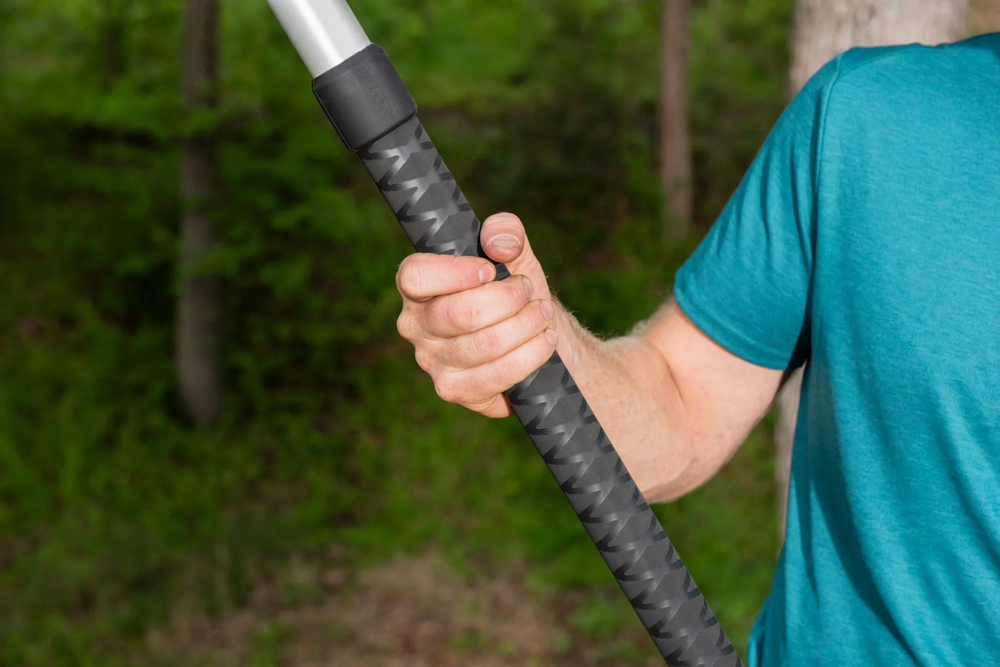 Pole Saw Sleek with Telescoping, Rigid Aluminum Construction (4373-42N) - Silver Model 06ED08