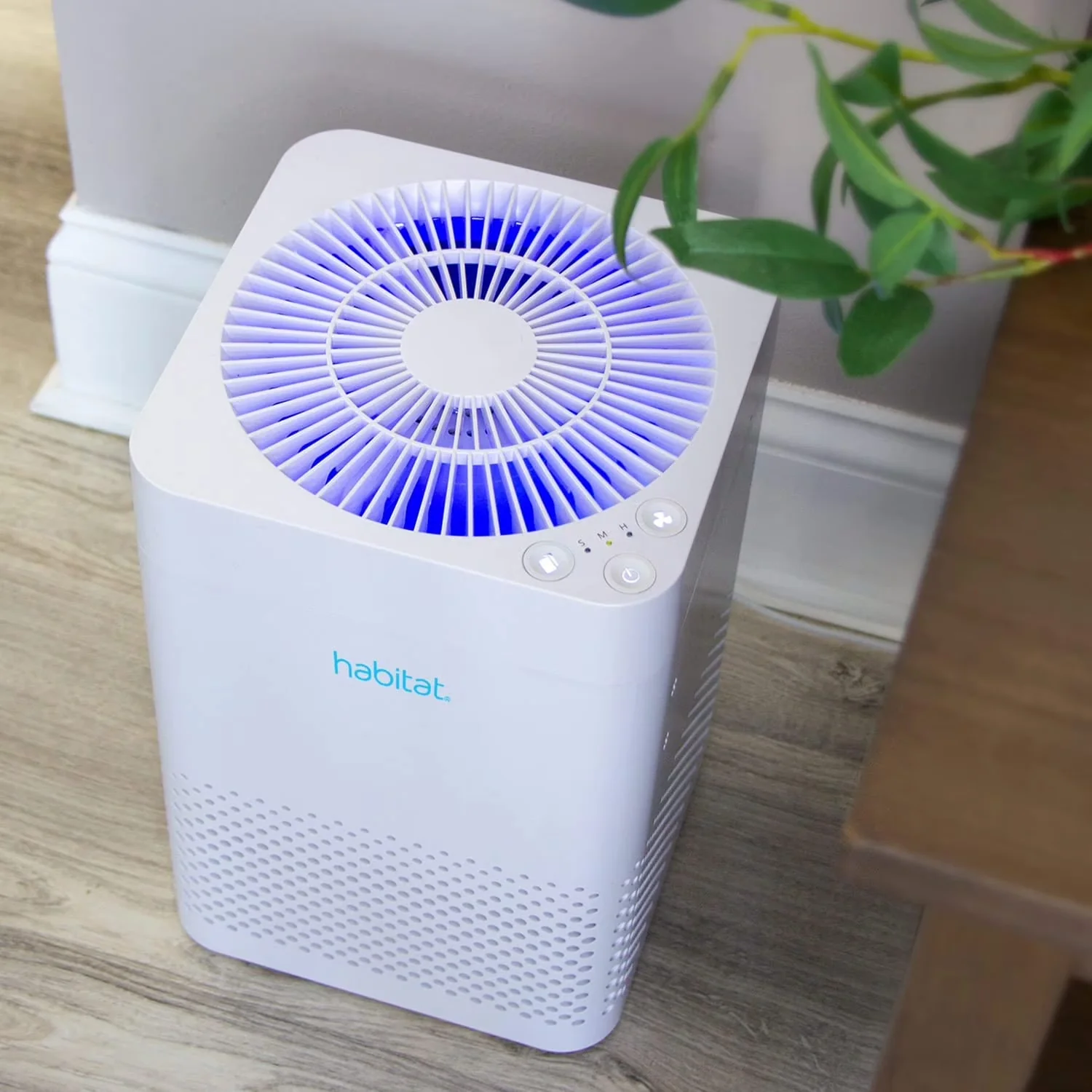 Quality Air Purifier with Filter Change Indicator, Covers Up to 900ft², Realtime Quality Sensor - White Model D6280D